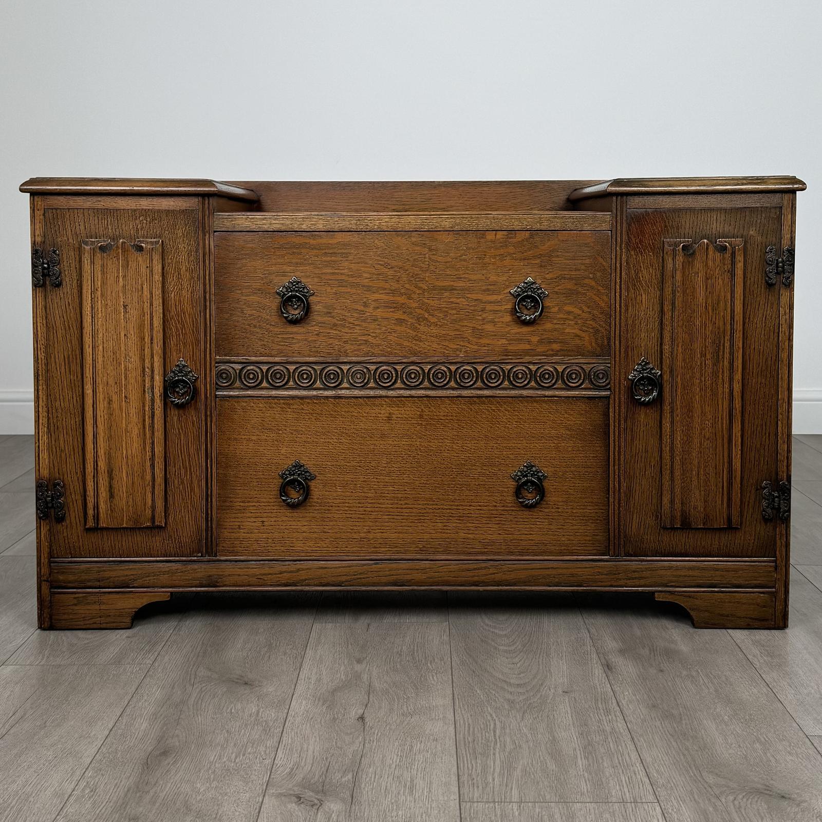 Vintage 20th Century Low Cupboard in Oak (1 of 12)