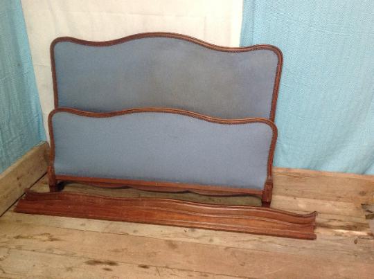 Vintage French Walnut 5ft 155cm Capitone Double King Size Bed (1 of 6) Vintage French Walnut 5ft 155cm Capitone Double King Size Bed (1 of 6)