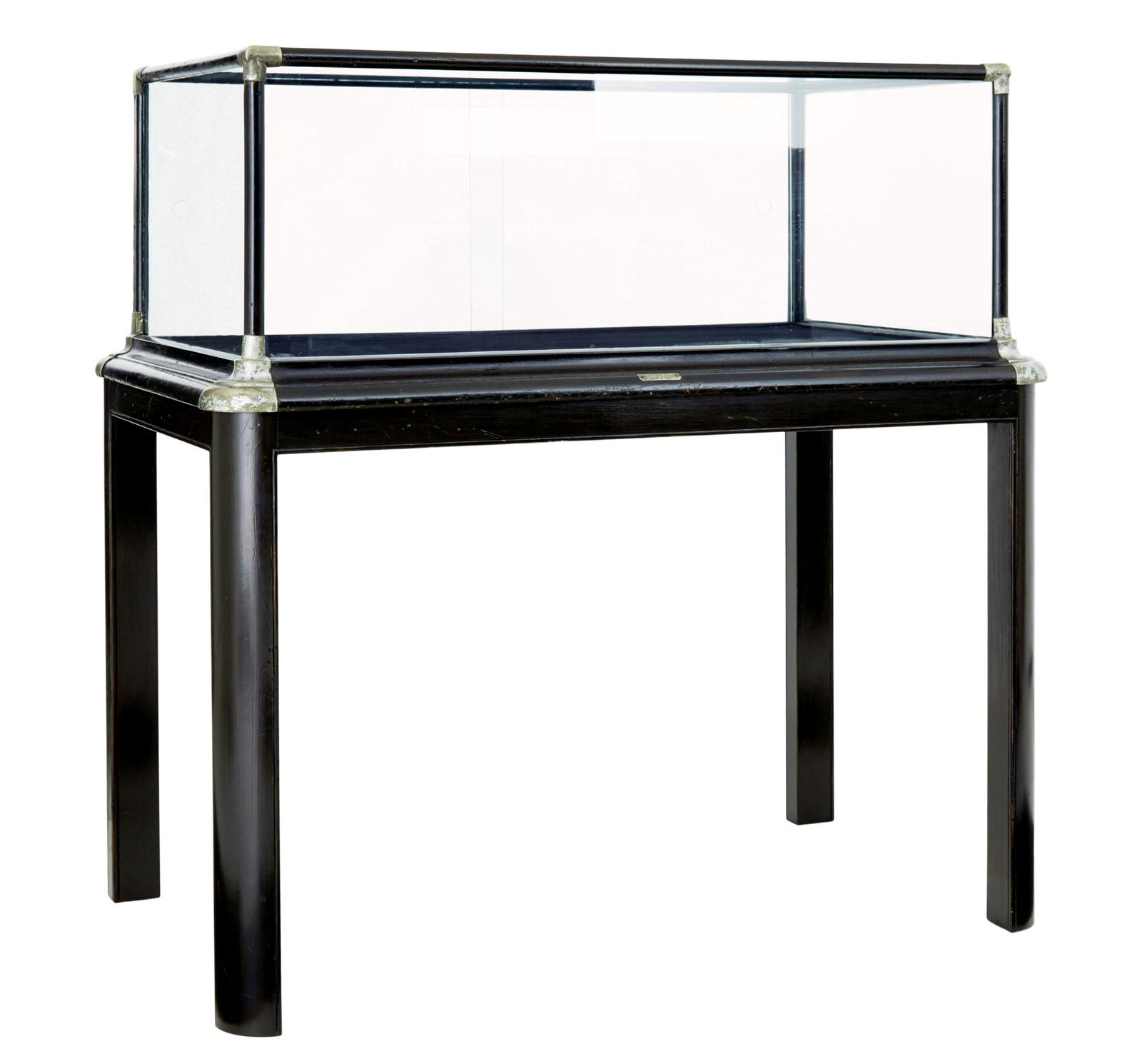 Early 20th Century American Display Cabinet by Quincy Showcase Works Illinois (1 of 10) Early 20th Century American Display Cabinet by Quincy Showcase Works Illinois (1 of 10)