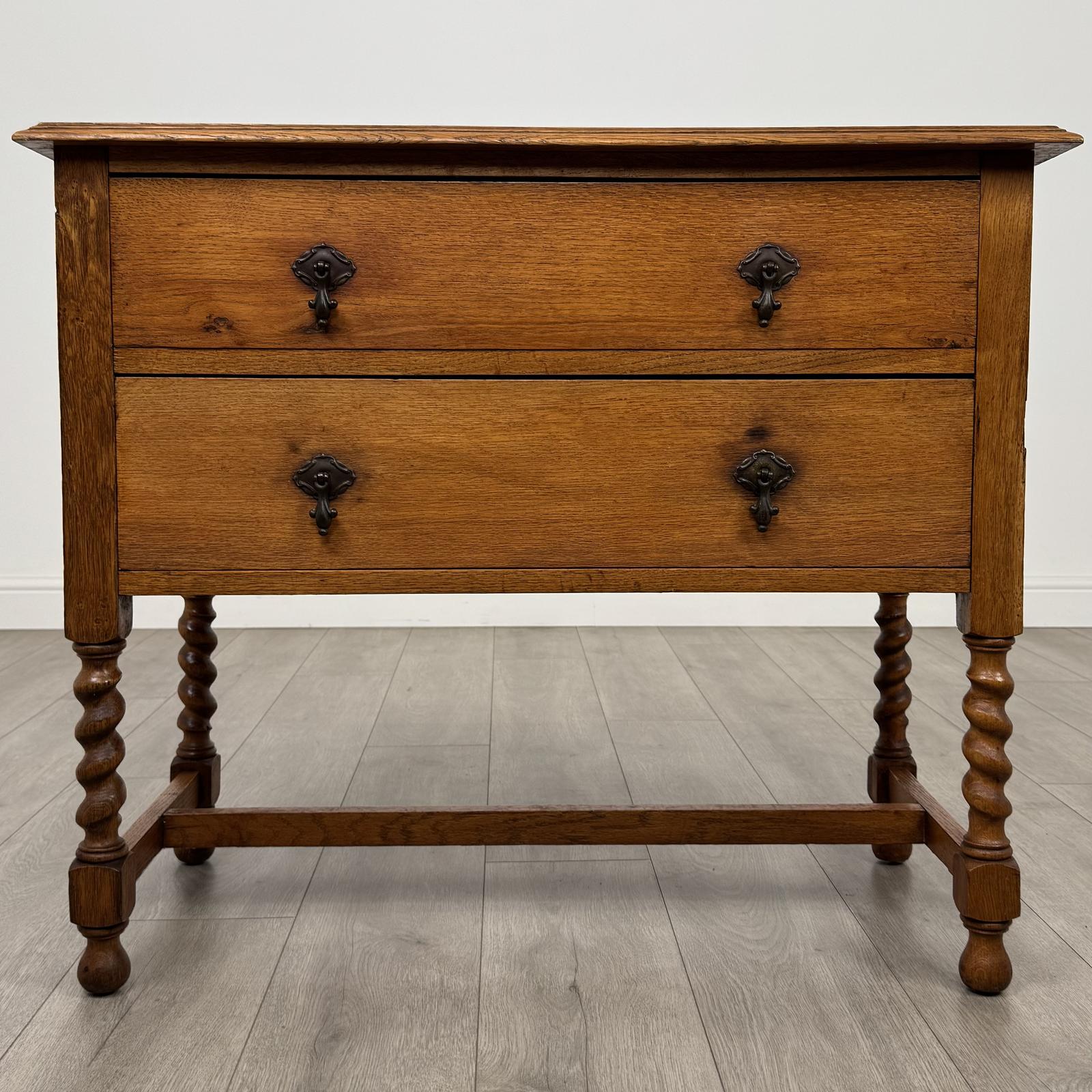 Antique 20th Century Good Quality Chest of Drawers in Oak (1 of 11)