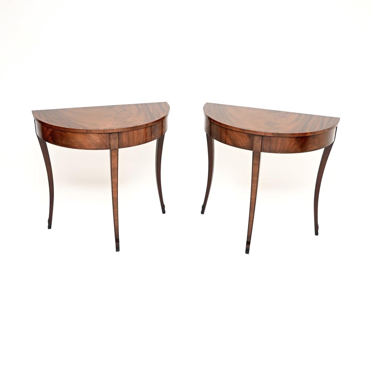 Pair of Mahogany Regency Style Console Tables (1 of 9) Pair of Mahogany Regency Style Console Tables (1 of 9)