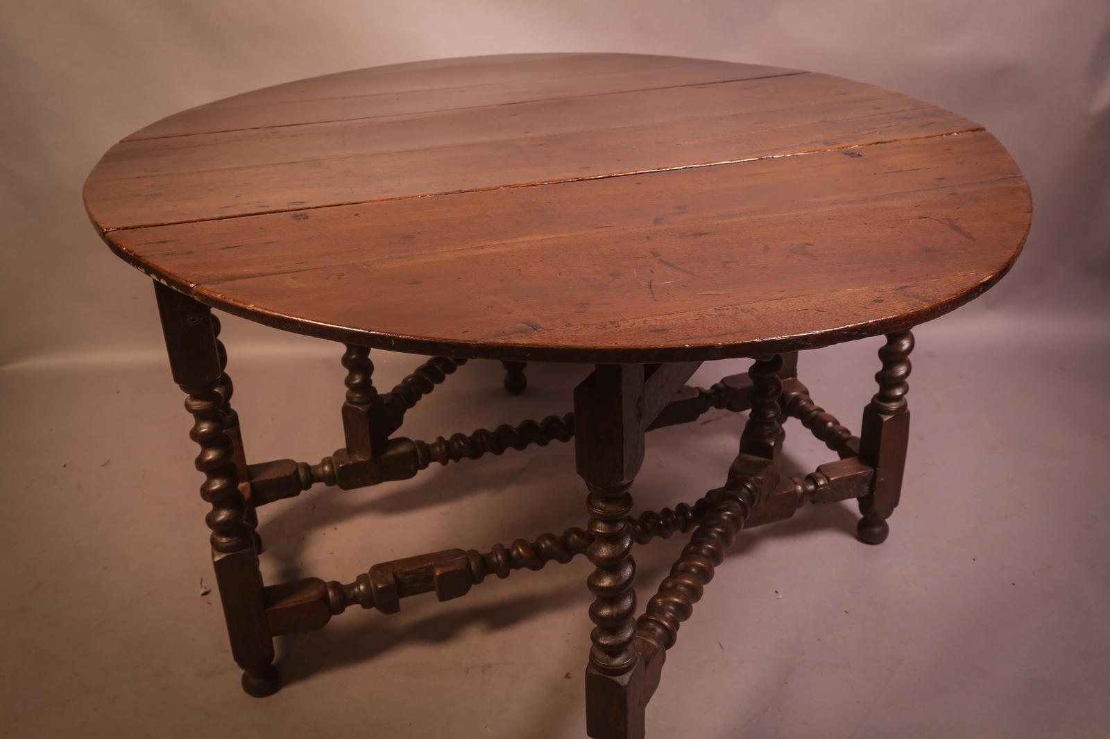 17th Century Oak Gateleg Dining Table (1 of 10) 17th Century Oak Gateleg Dining Table (1 of 10)