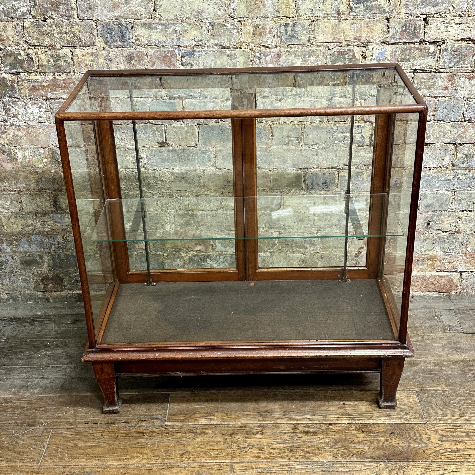 Late Victorian Shop Display Counter (1 of 6)