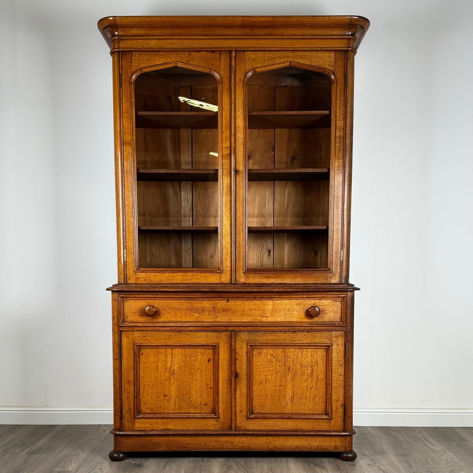 Antique 19th Century Golden Oak Bookcase On Cupboard Of Finest Quality (1 of 12)