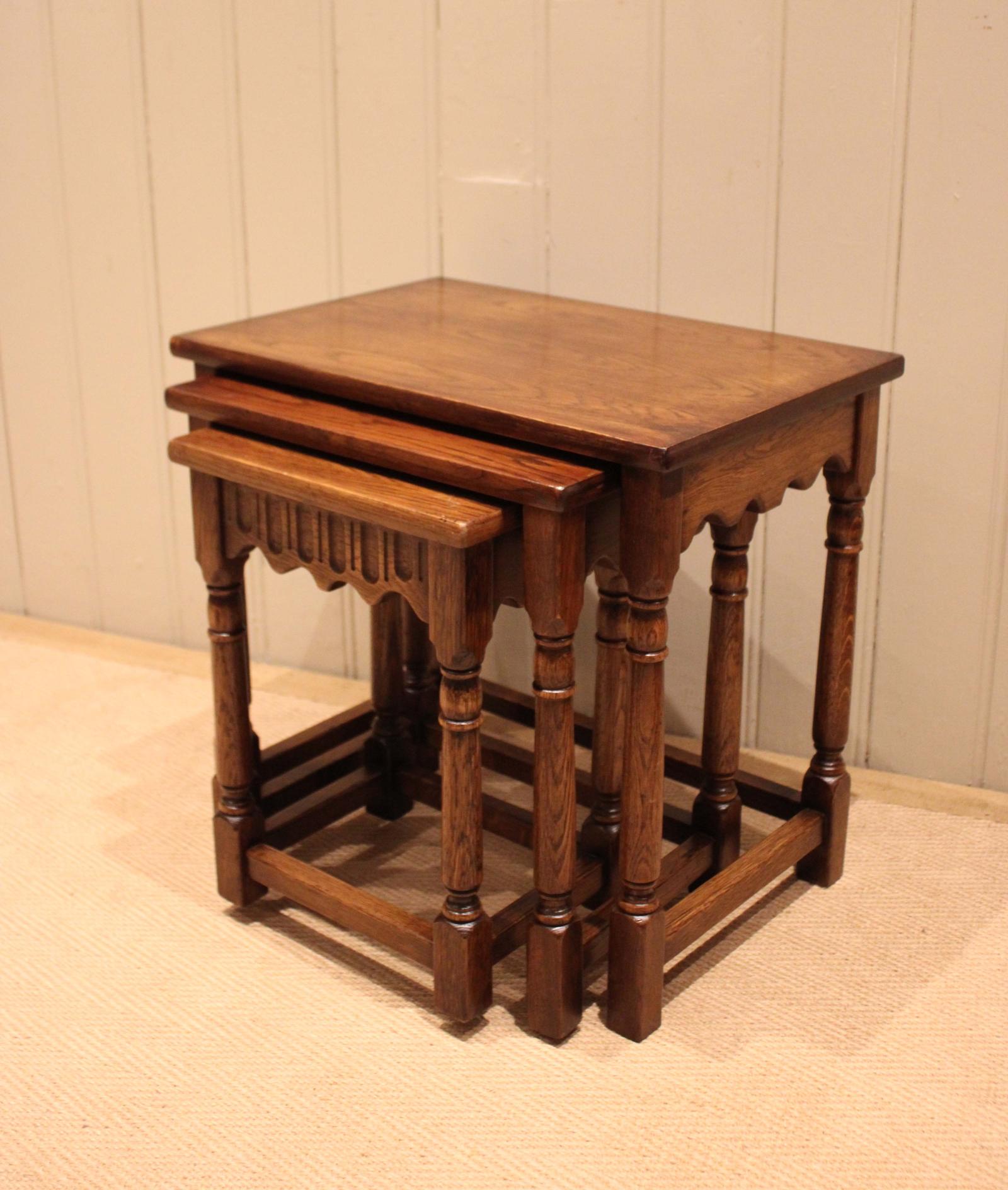 Oak Nest of Three Tables (1 of 12) Oak Nest of Three Tables (1 of 12)