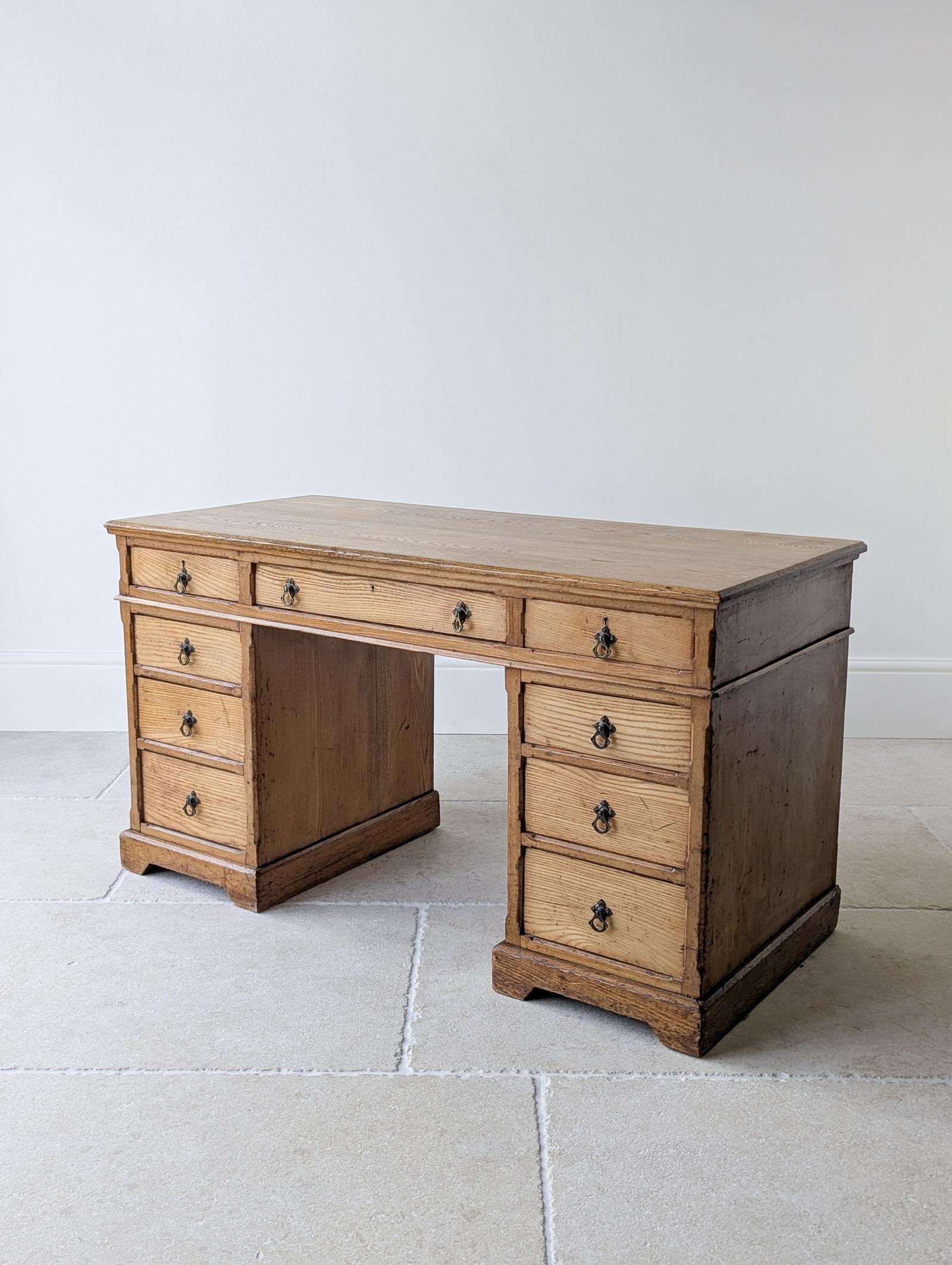 Antique Victorian Aesthetic Movement Solid Ash Pedestal Desk c.1880 (1 of 12)