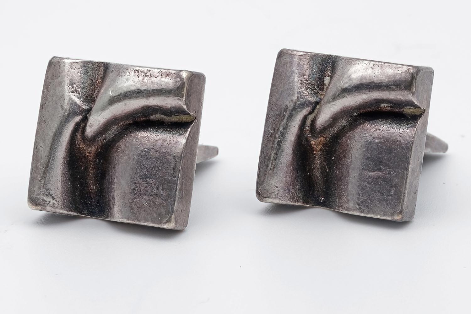 Silver Cufflinks Finnish (1 of 4)