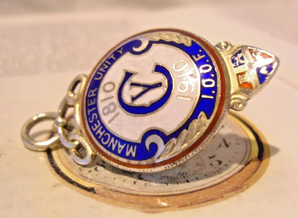 Masonic Pocket Watch Chain Fob Sterling Silver 1909 Manchester Unity Oddfellows (1 of 12)