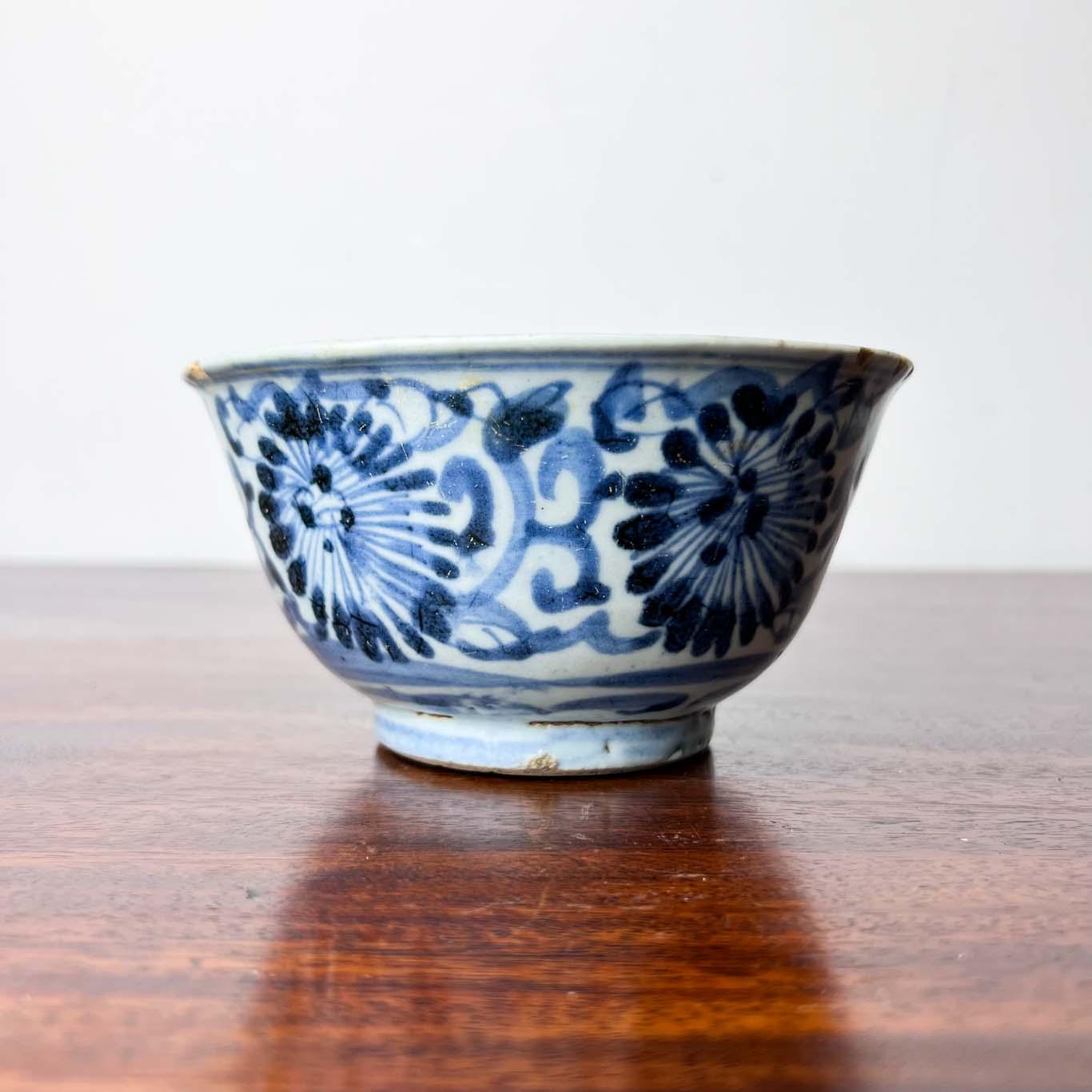 Antique Chinese Blue & White Bowl (1 of 14)