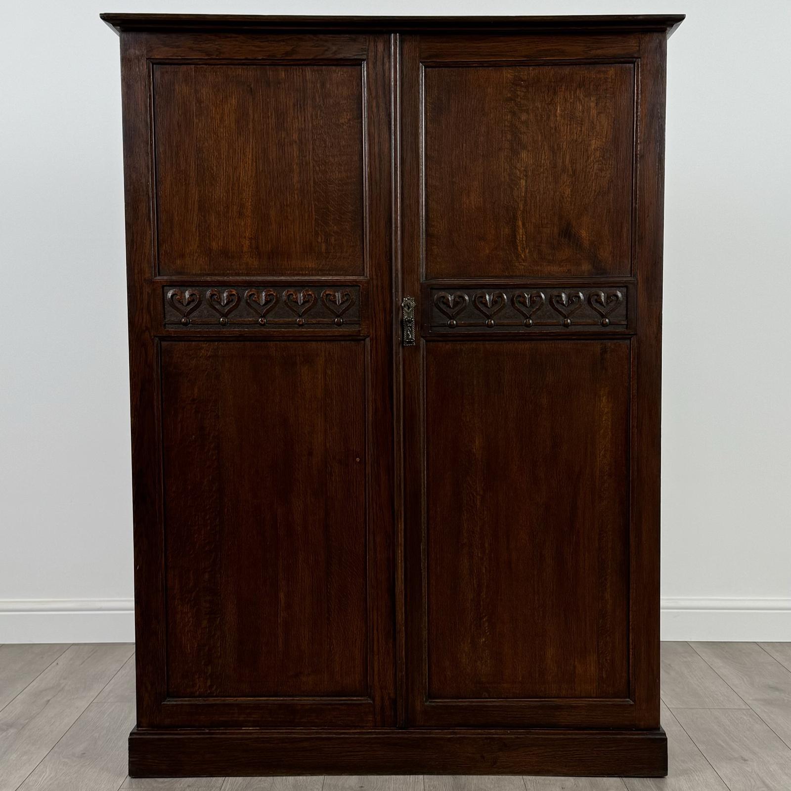 Antique 20th Century Small Oak Wardrobe Of Good Quality (1 of 10) Antique 20th Century Small Oak Wardrobe Of Good Quality (1 of 10)