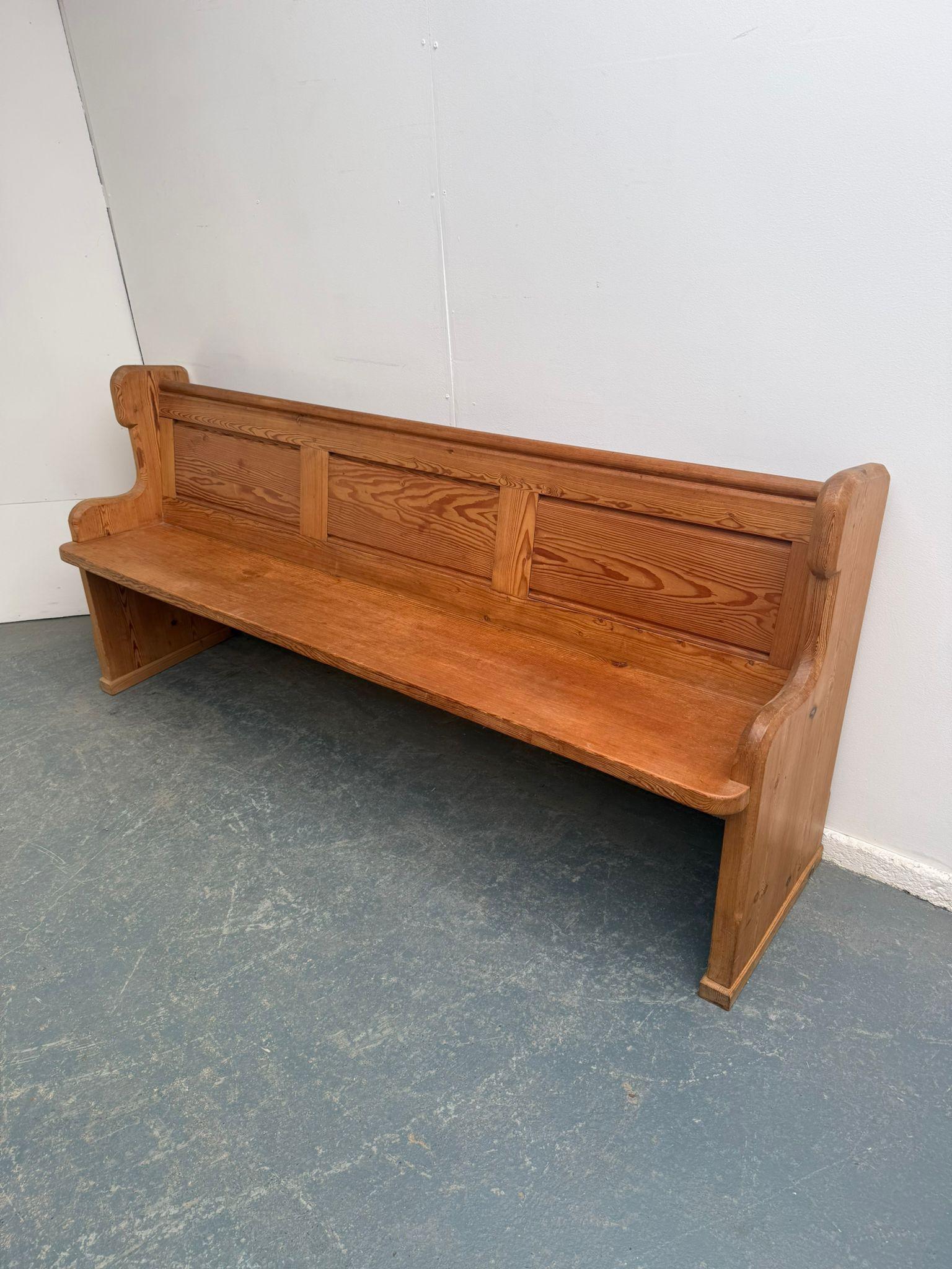 A Superb Antique / Old Pine 3/4 Seater Waxed Victorian Church Pew (1 of 8) A Superb Antique / Old Pine 3/4 Seater Waxed Victorian Church Pew (1 of 8)