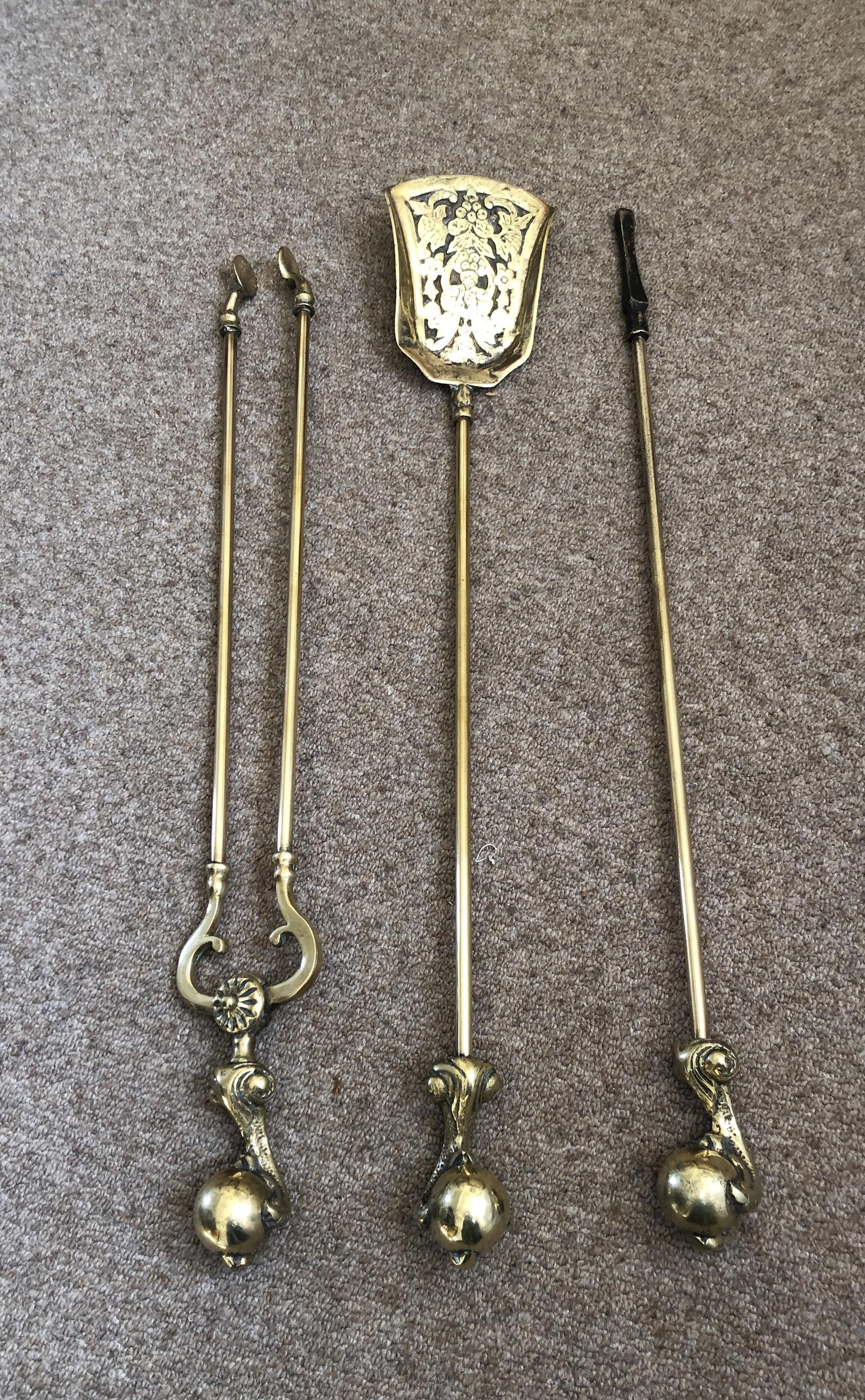 Set of Early 19th Century Brass Fire Irons (1 of 4)
