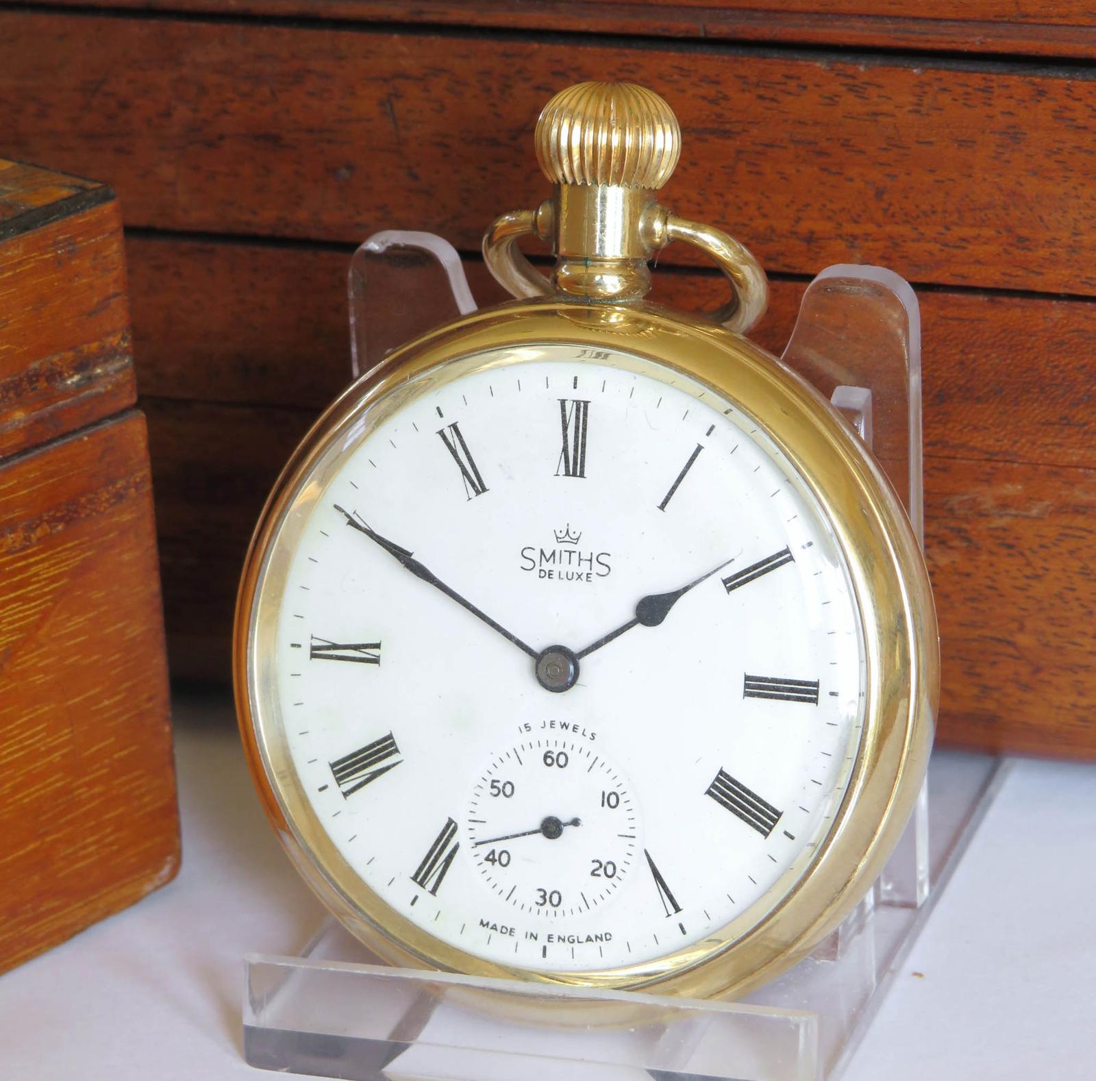 Pocket Watch: 1940s Smiths De Luxe Pocket Watch - Made in England (1 of 4) Pocket Watch: 1940s Smiths De Luxe Pocket Watch - Made in England (1 of 4)