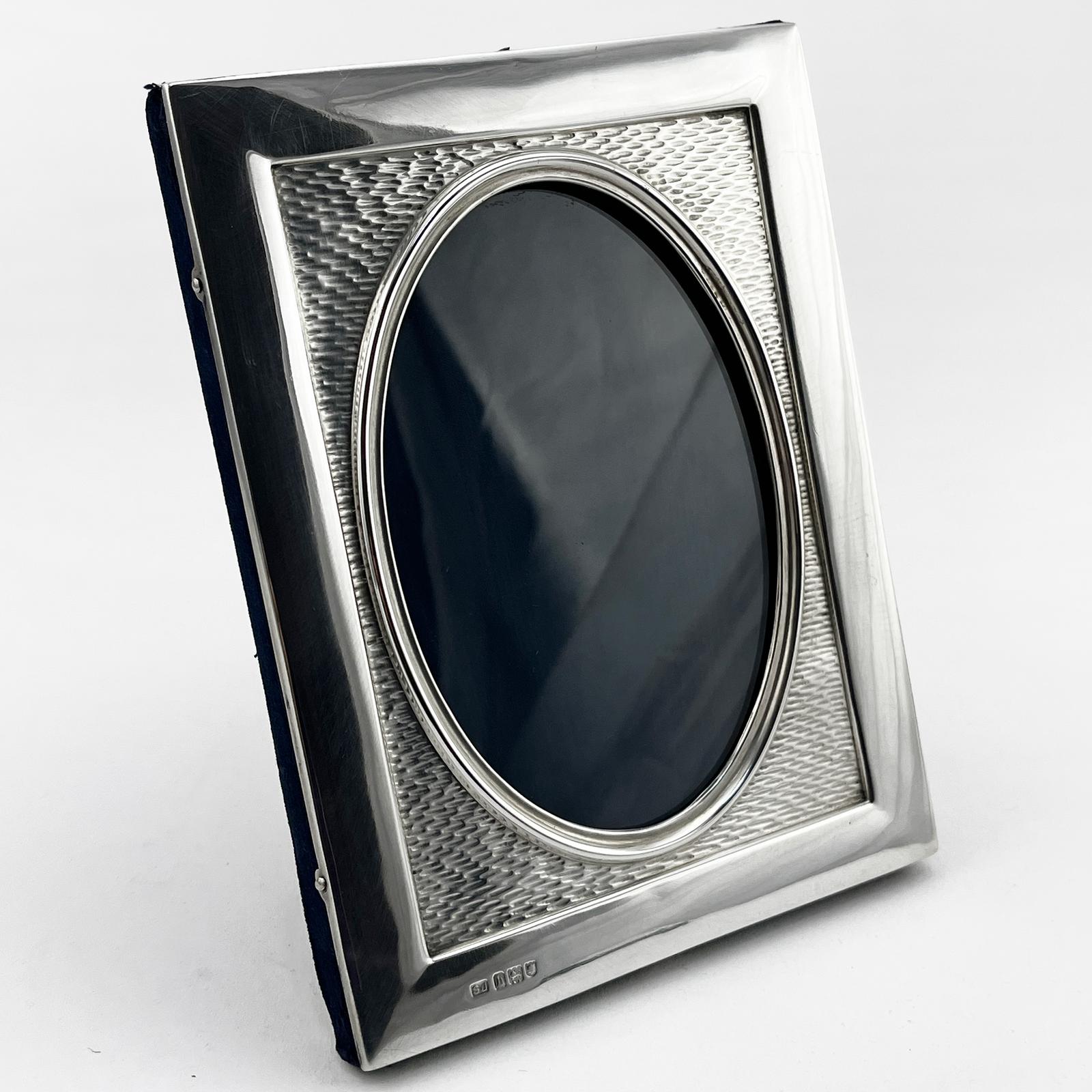 Good Quality Edwardian Sterling Silver Photo Frame (1 of 10) Good Quality Edwardian Sterling Silver Photo Frame (1 of 10)