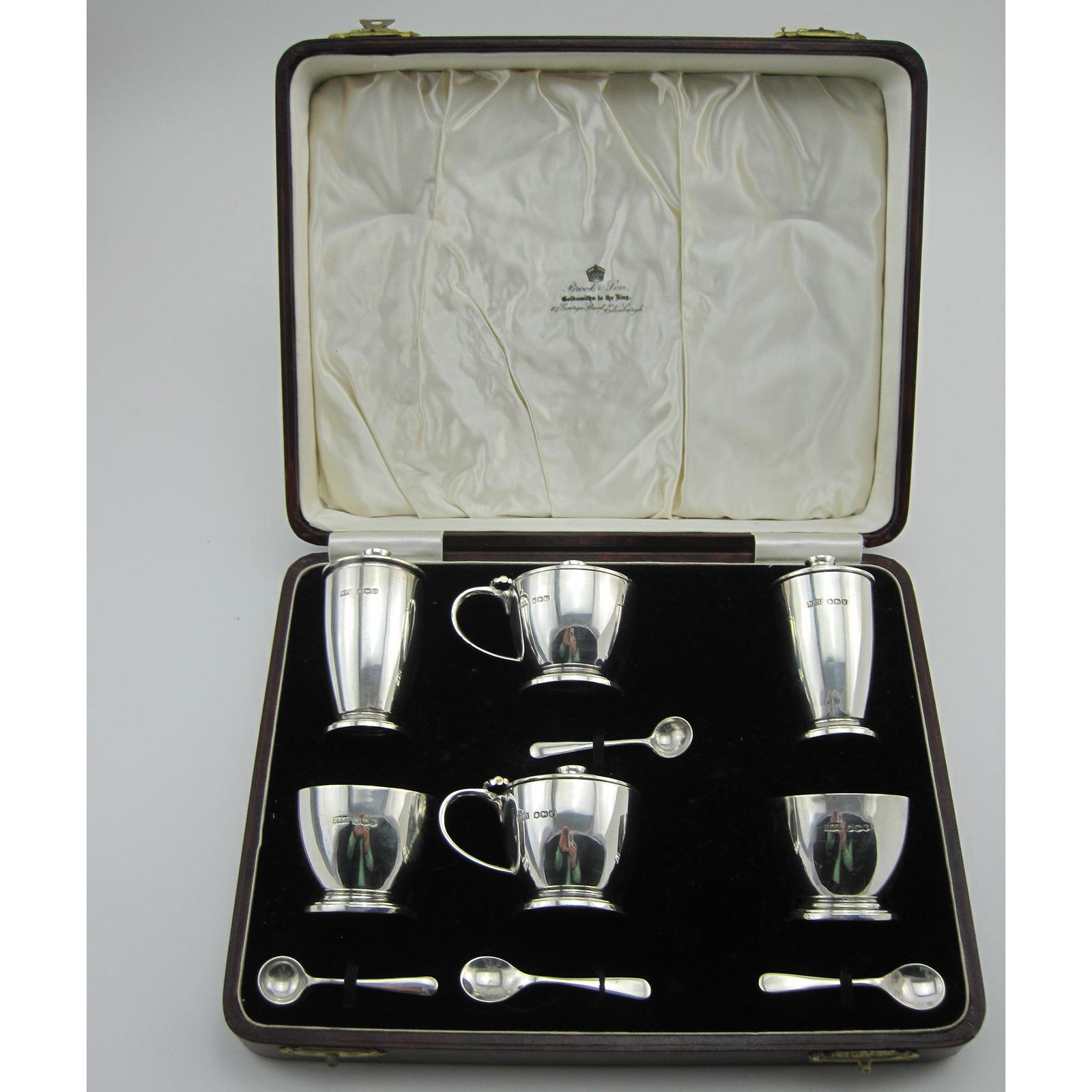 Smart Boxed Silver Condiment Set in Art Deco Style (1 of 9)