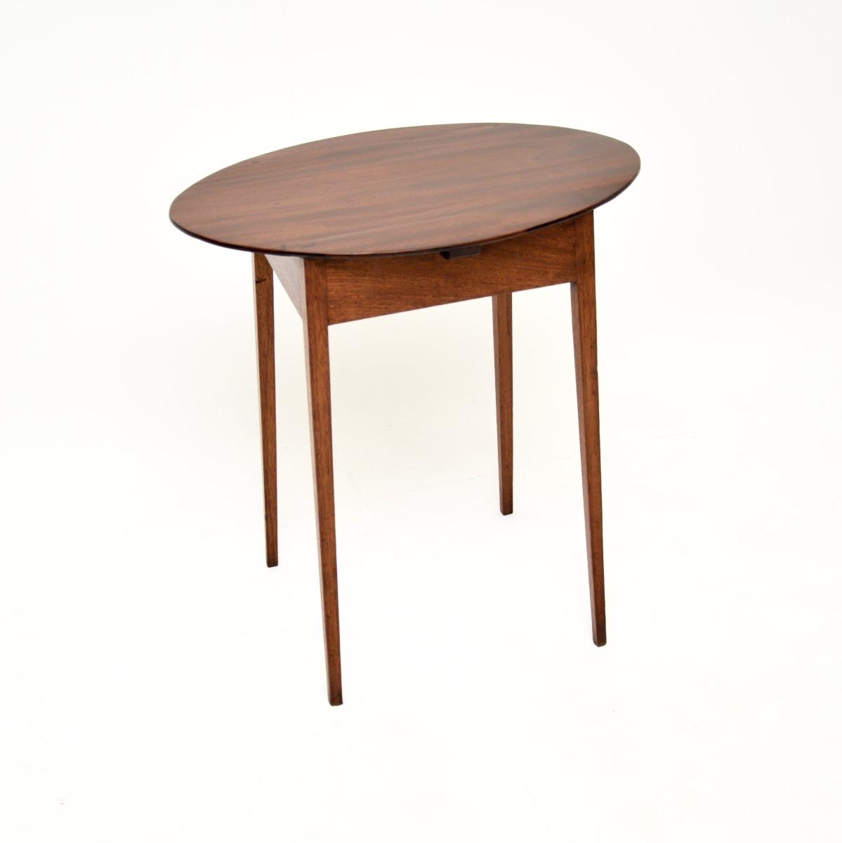 Antique Edwardian Mahogany Occasional Side Table (1 of 6) Antique Edwardian Mahogany Occasional Side Table (1 of 6)