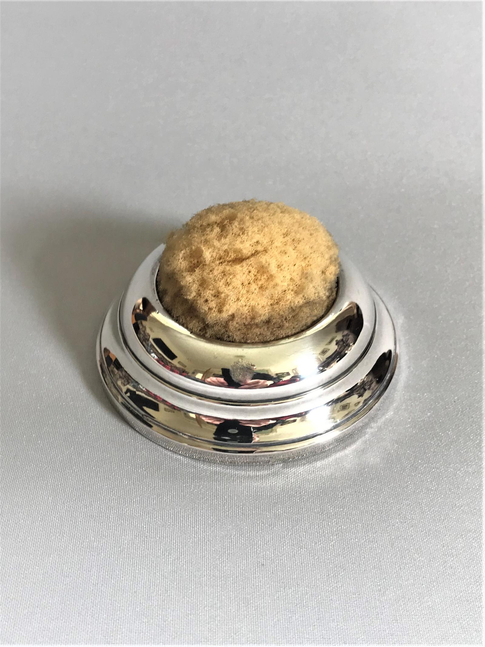 Delightful George V Silver Stamp / Envelope Moistener (1 of 4) Delightful George V Silver Stamp / Envelope Moistener (1 of 4)