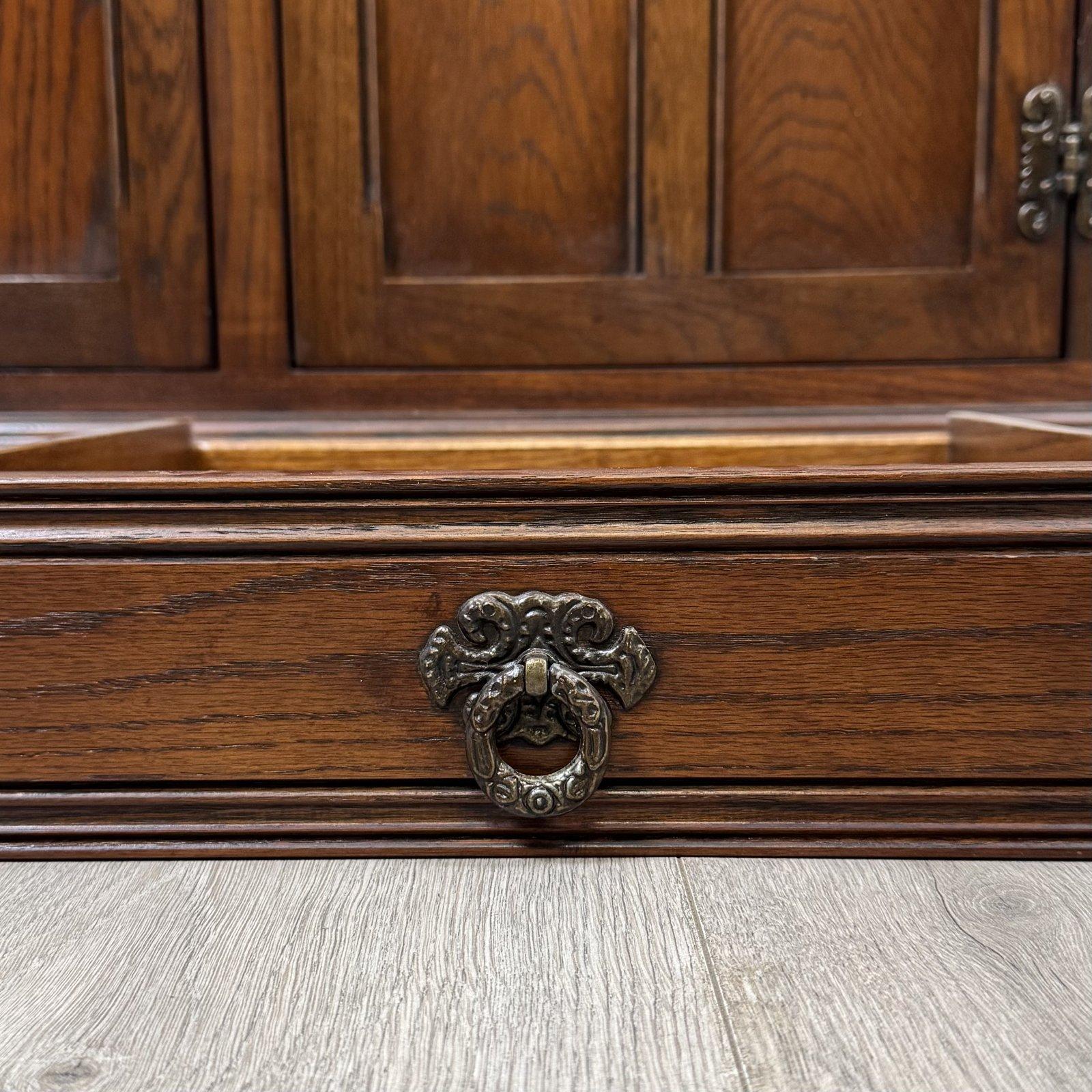 Antique Oak Sideboard | Carved Detailing | AF-6500 (1 of 12) Antique Oak Sideboard | Carved Detailing | AF-6500 (1 of 12)