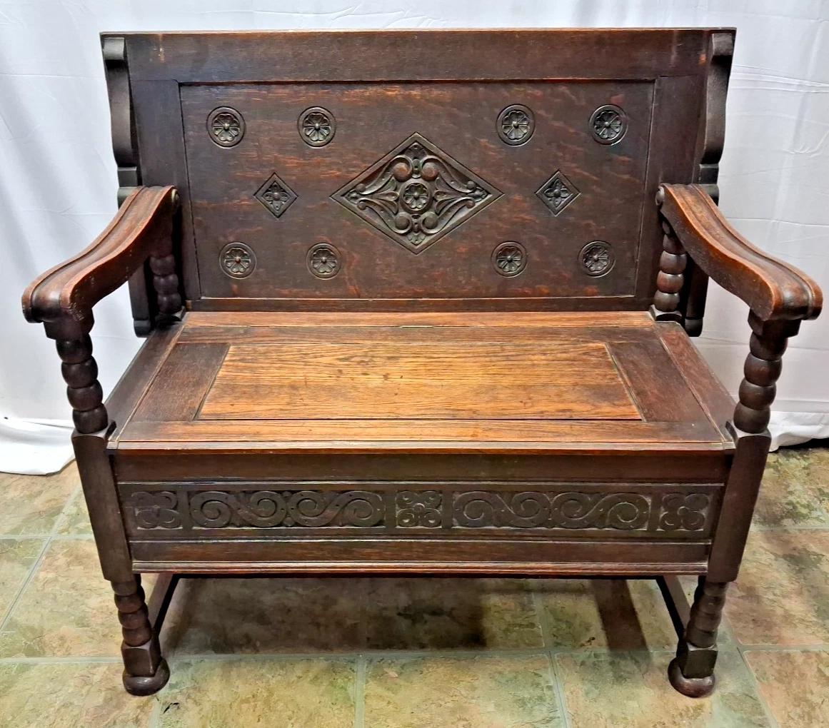 Antique Attractive Medium to Dark Oak Monks Bench with Bobbin Legs (1 of 12)