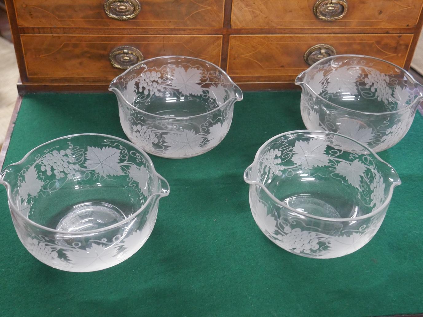 Set of 4 Engraved Glass Rinsers (1 of 8) Set of 4 Engraved Glass Rinsers (1 of 8)