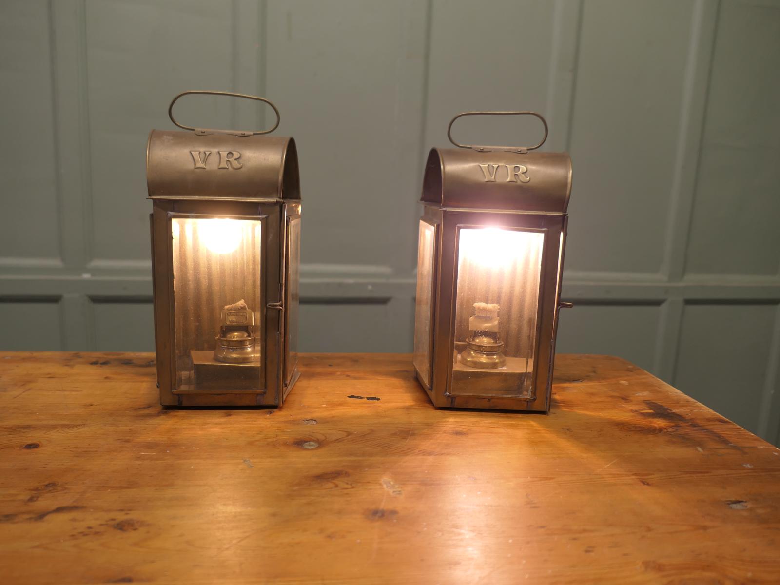 Pair of Brass Carriage Lamps, Large Wall Hanging Lanterns (1 of 6) Pair of Brass Carriage Lamps, Large Wall Hanging Lanterns (1 of 6)