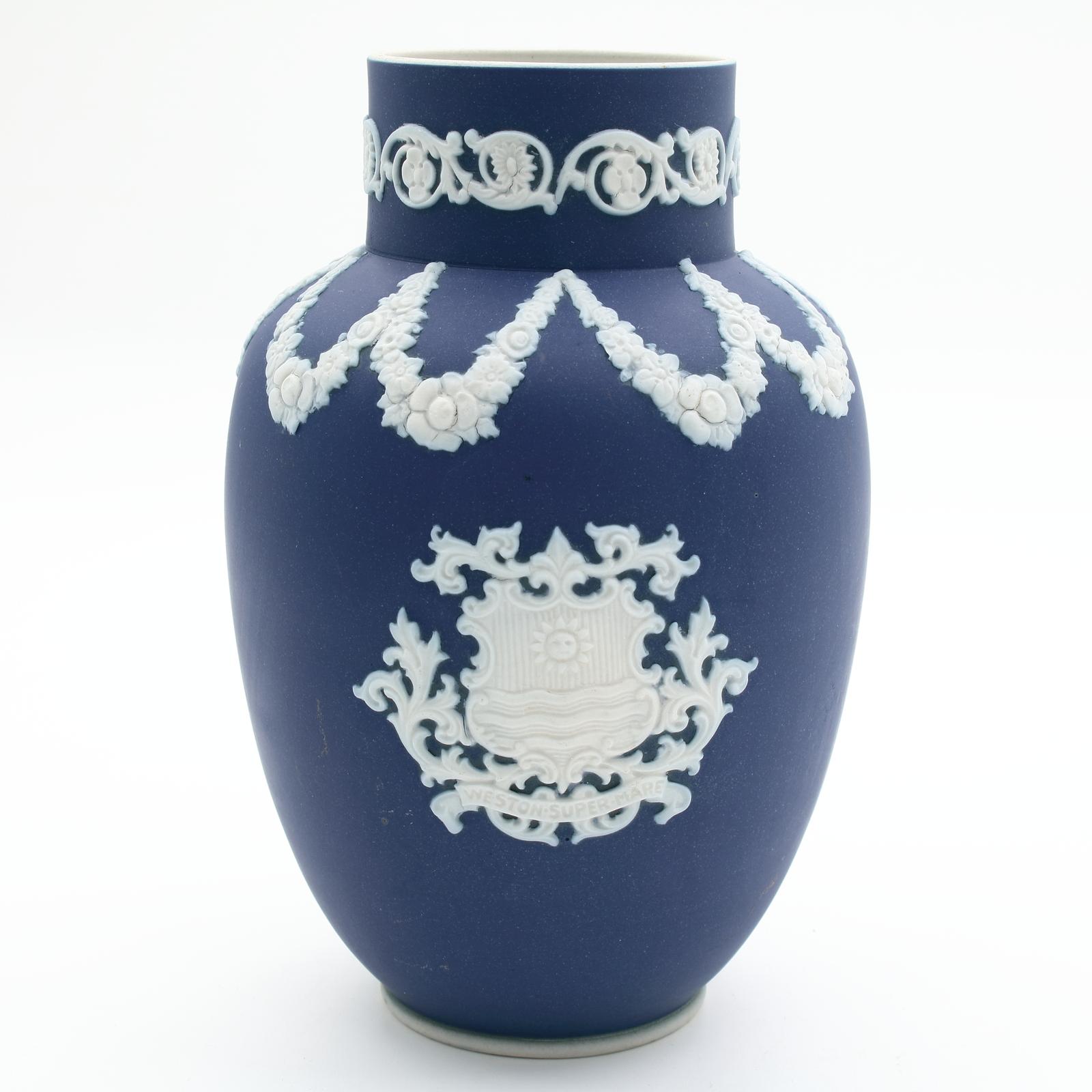 Adams Blue Jasperware Vase Weston-super-mare Coat of Arms (1 of 16) Adams Blue Jasperware Vase Weston-super-mare Coat of Arms (1 of 16)