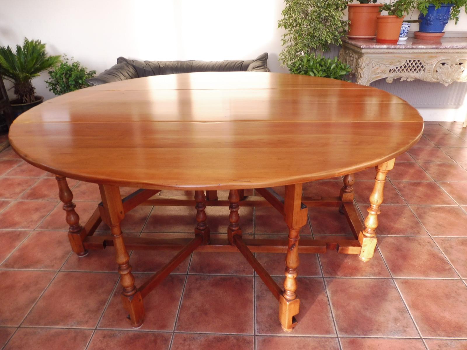 Fruitwood Hunts Table Extends 6 Foot 1920s (1 of 18) Fruitwood Hunts Table Extends 6 Foot 1920s (1 of 18)