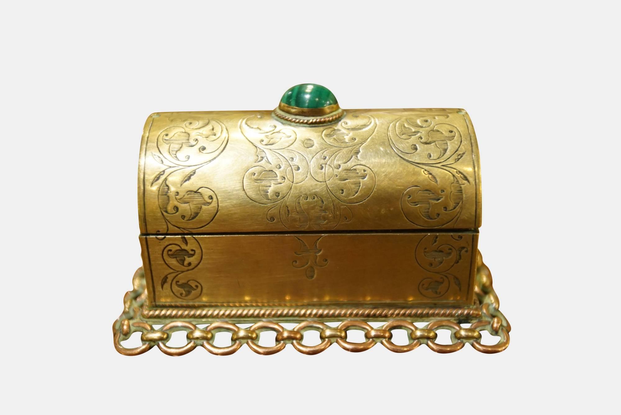 Dome Lid Engraved Casket (1 of 1)