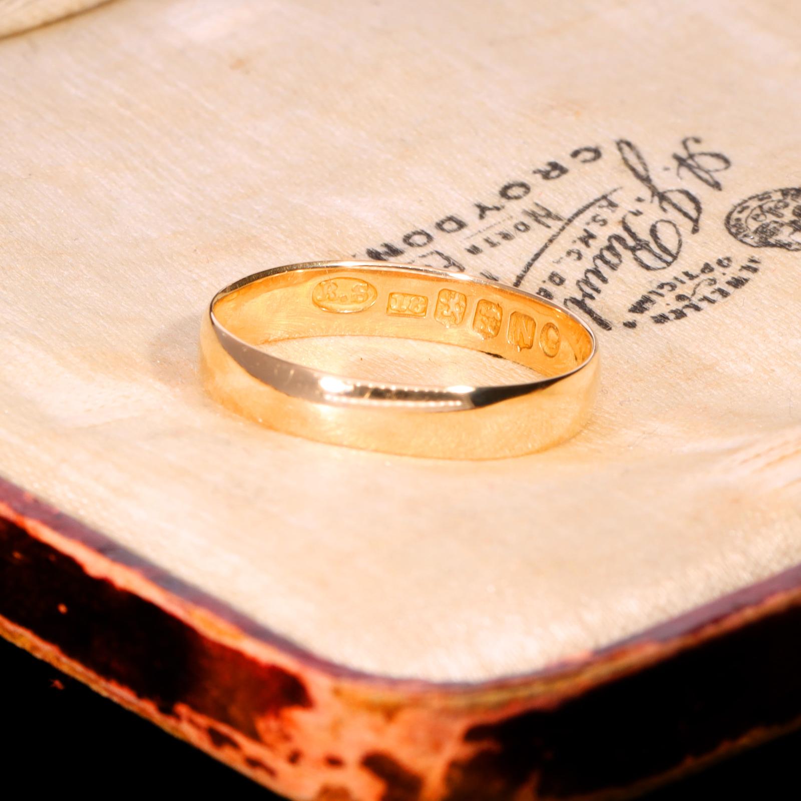 The Antique 1884 18ct Gold Wedding Ring (1 of 3) The Antique 1884 18ct Gold Wedding Ring (1 of 3)