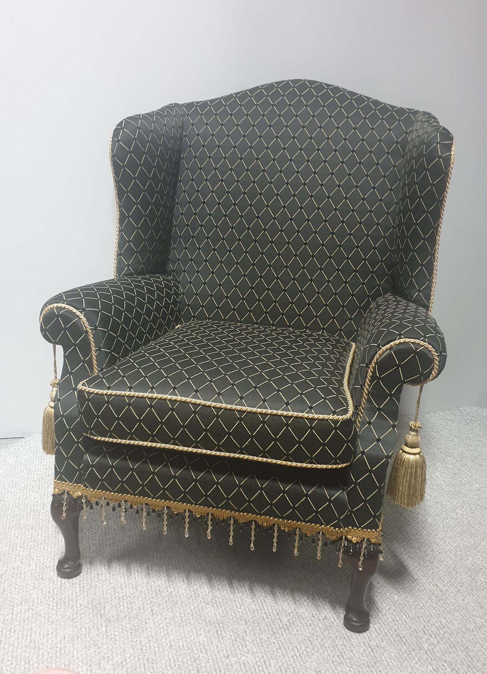 Georgian Style Upholstered Wing Armchair c.1920 (1 of 1) Georgian Style Upholstered Wing Armchair c.1920 (1 of 1)