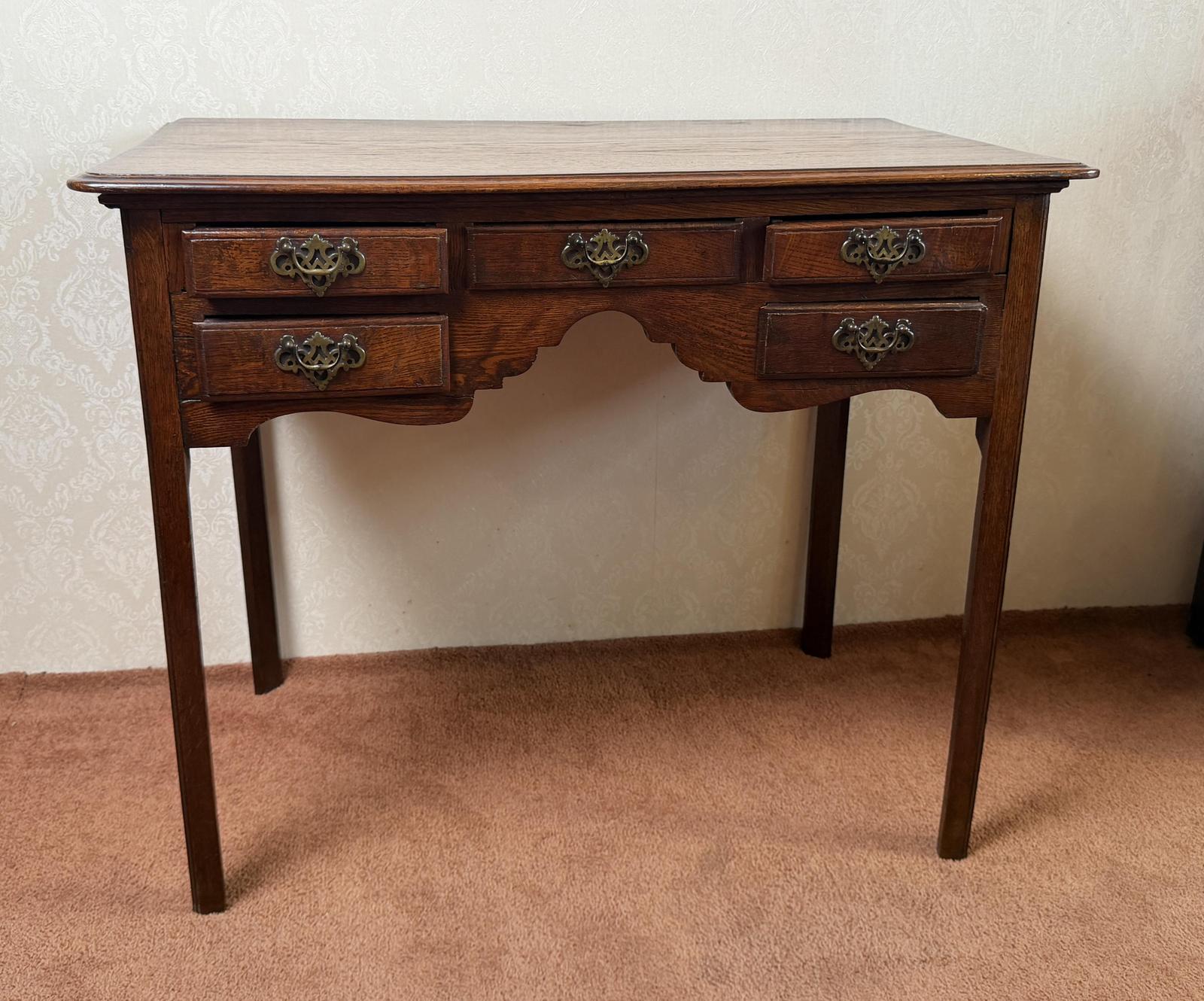 Late 18th Century Oak Side Table (1 of 5) Late 18th Century Oak Side Table (1 of 5)