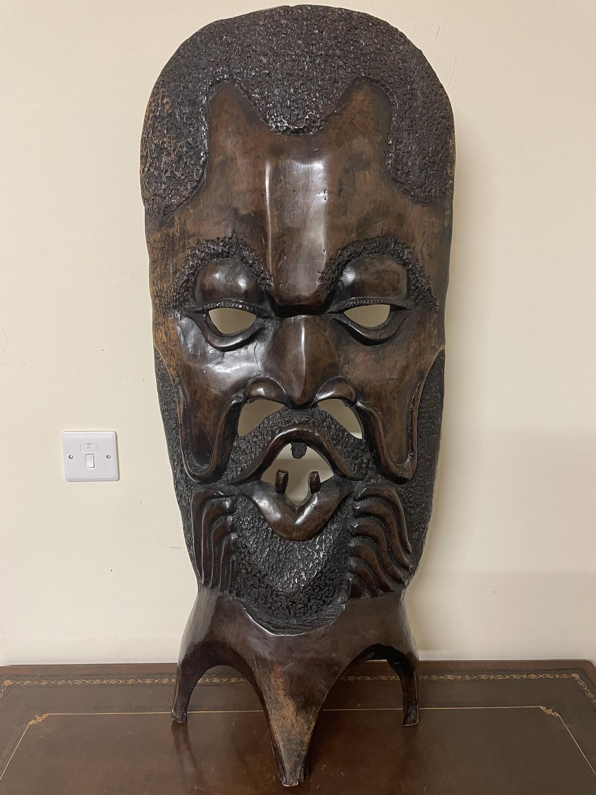 Huge African Hand Carved Free Standing Mask (1 of 6) Huge African Hand Carved Free Standing Mask (1 of 6)