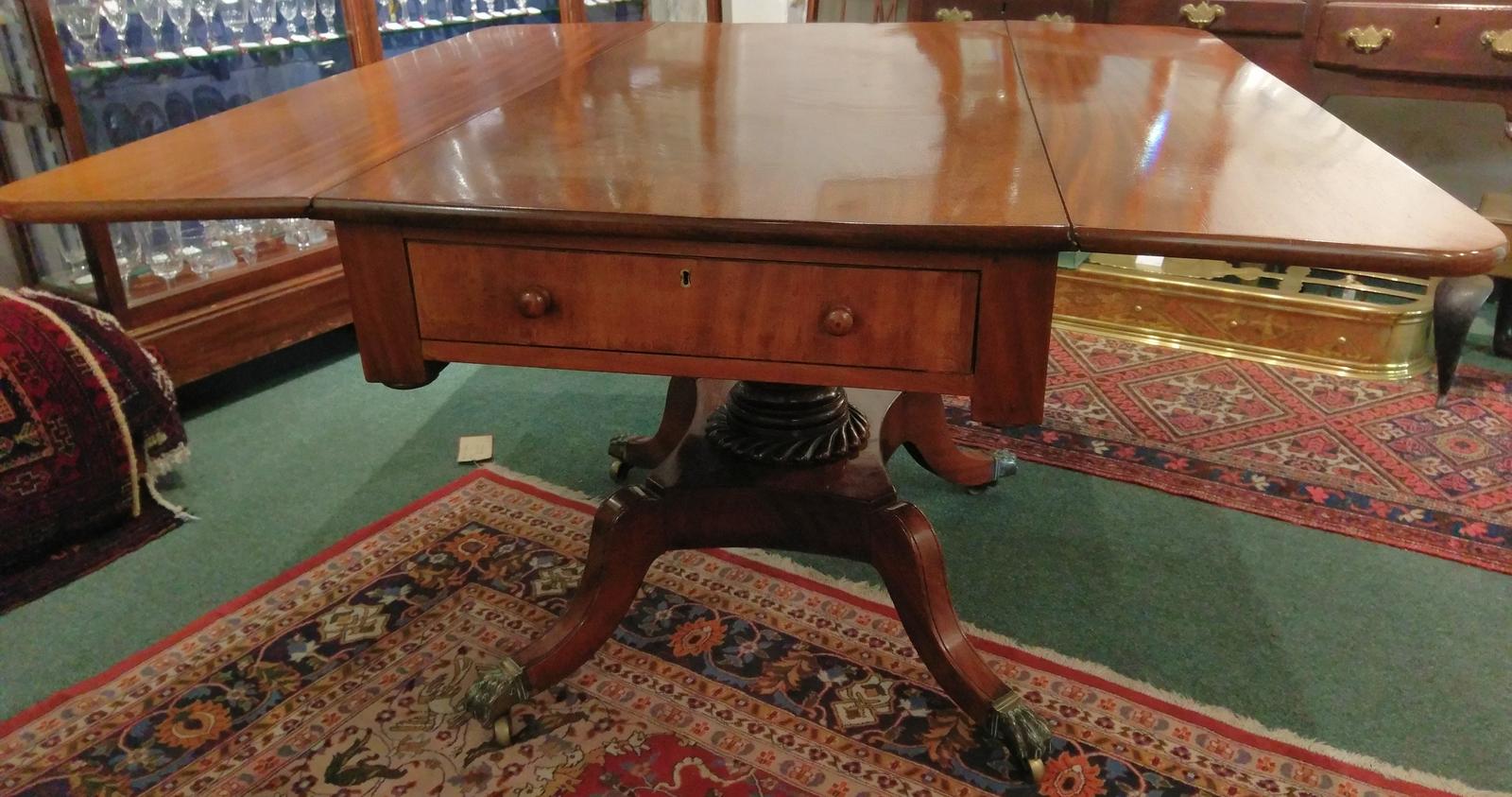 High Quality William IV Pembroke Table (1 of 9)