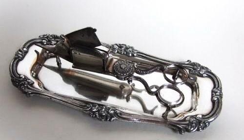 William IV Close Plated Wick Trimmer and Tray (1 of 6)
