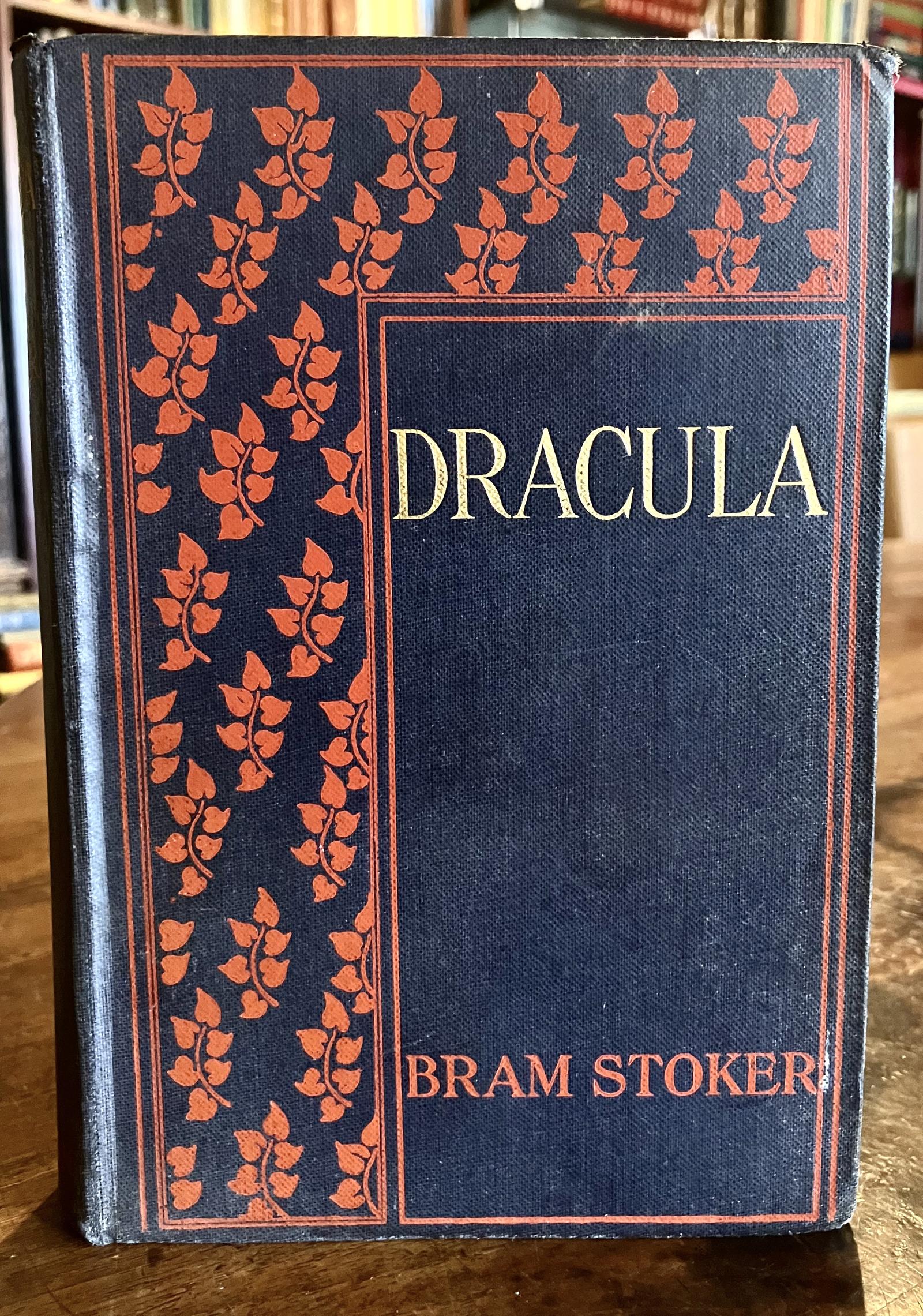 1904 Dracula by Bram Stoker Scarce Edition in Original Decorated Binding (1 of 4) 1904 Dracula by Bram Stoker Scarce Edition in Original Decorated Binding (1 of 4)