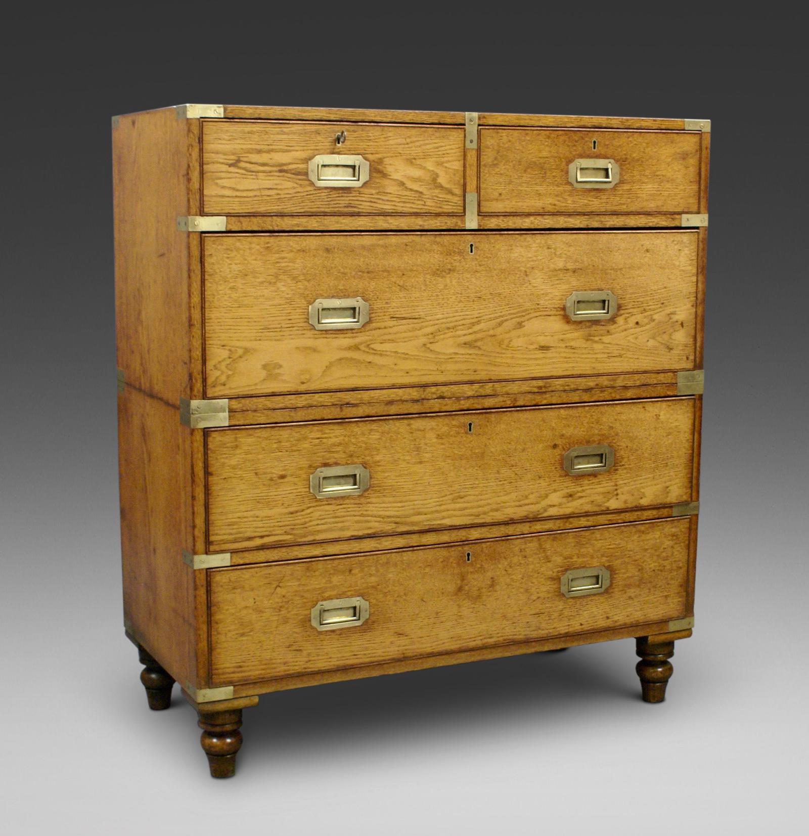An Oak Military or Campaign Chest of Drawers (1 of 6) An Oak Military or Campaign Chest of Drawers (1 of 6)