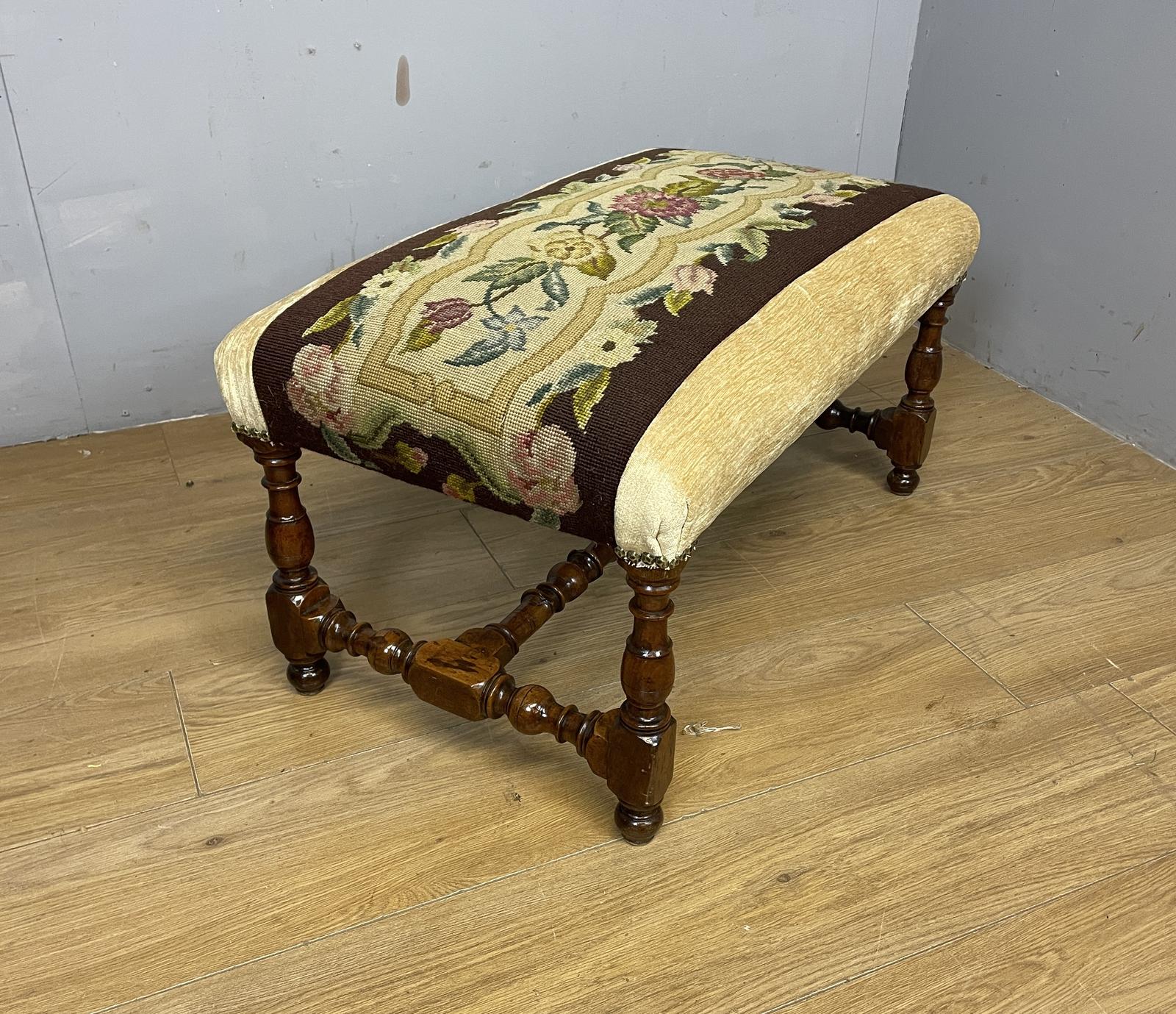 Late 19th Century Walnut Bobbin Turned Stool (1 of 10)