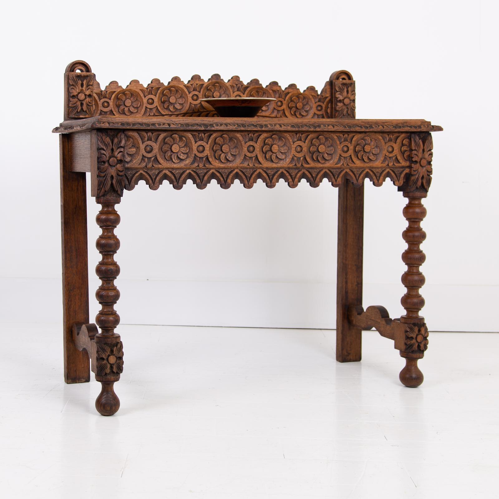 Wonderfully Decorative Victorian Oak Console Side Table c.1880 (1 of 15)