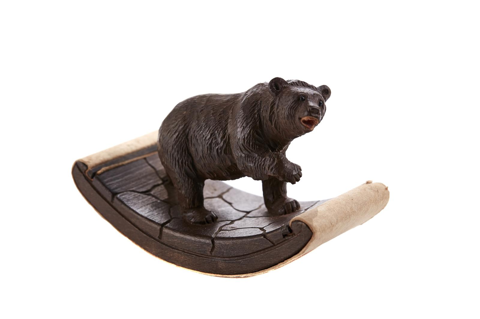 Unusual Antique Carved Black Forest Bear Desk Blotter (1 of 7) Unusual Antique Carved Black Forest Bear Desk Blotter (1 of 7)
