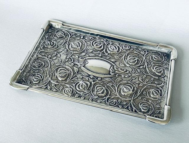 Gorgeous Repousse Edwardian Silver Dressing Table Tray (1 of 7) Gorgeous Repousse Edwardian Silver Dressing Table Tray (1 of 7)