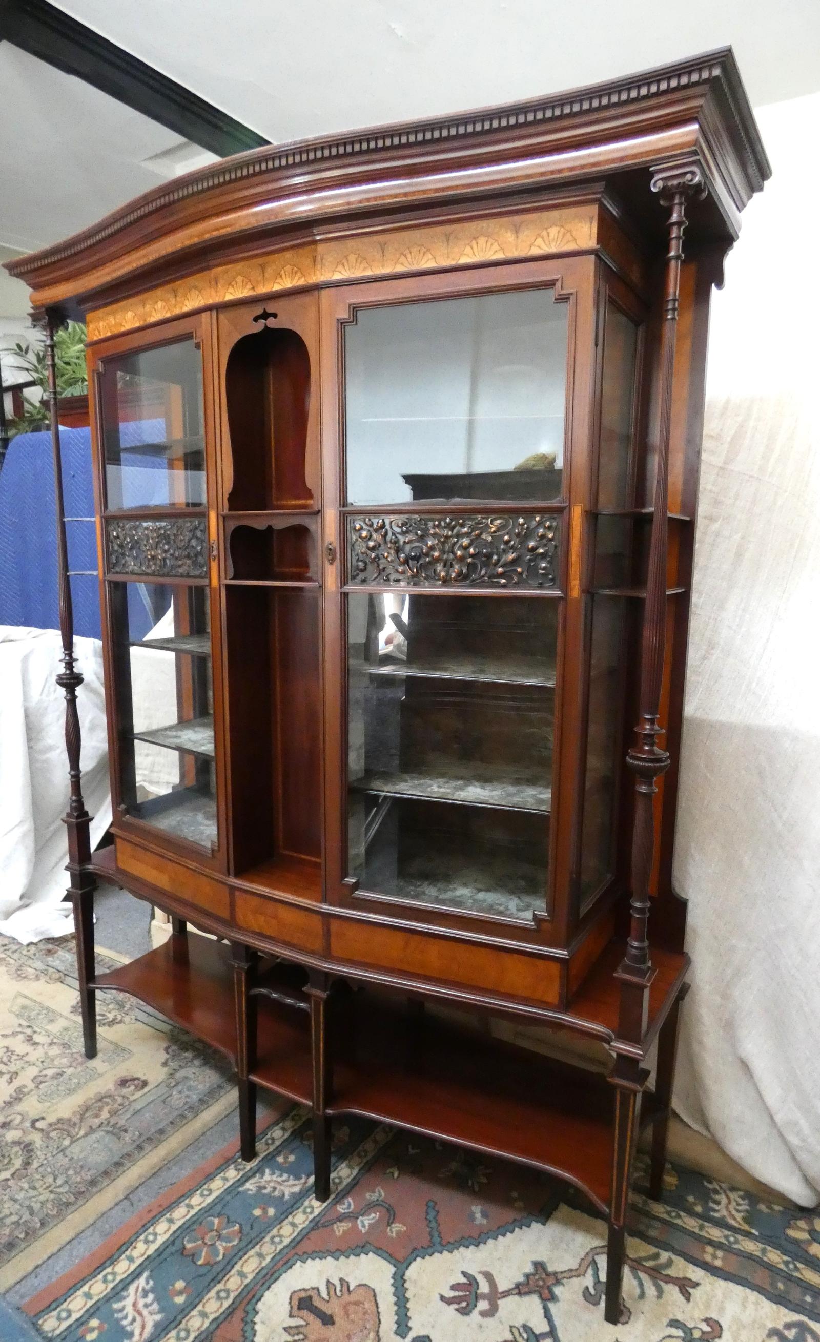 Exceptional Art Nouveau Display Cabinet (1 of 12)