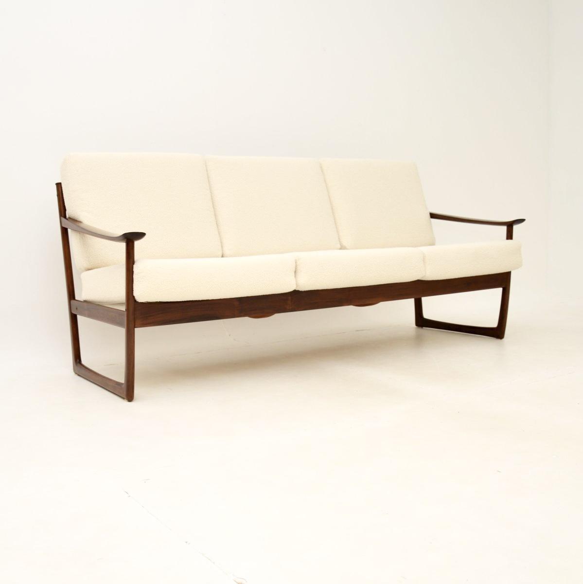 Danish Vintage Rosewood Sofa by Peter Hvidt & Orla Molgaard Nielsen (1 of 12) Danish Vintage Rosewood Sofa by Peter Hvidt & Orla Molgaard Nielsen (1 of 12)
