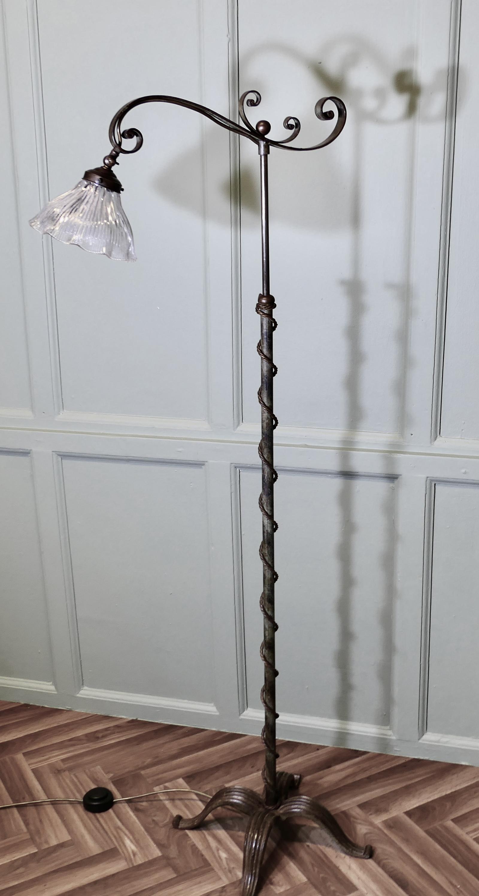 Very Unusual Arts and Crafts Telescopic Floor Lamp (1 of 9) Very Unusual Arts and Crafts Telescopic Floor Lamp (1 of 9)