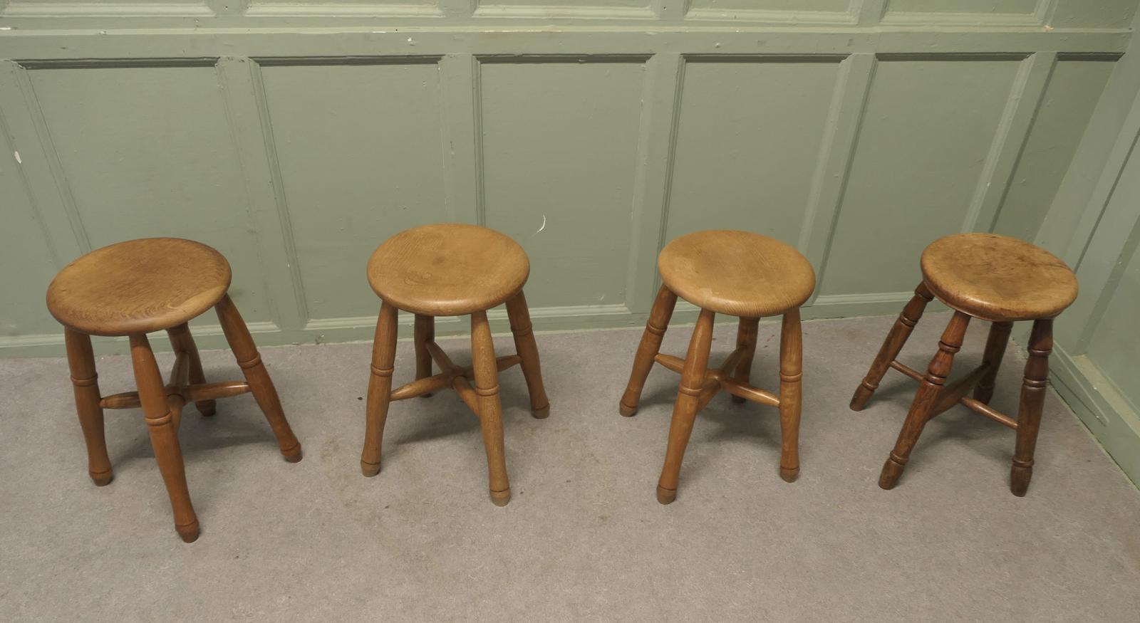 4 Chunky Victorian Elm Farmhouse Kitchen Stools (1 of 7) 4 Chunky Victorian Elm Farmhouse Kitchen Stools (1 of 7)