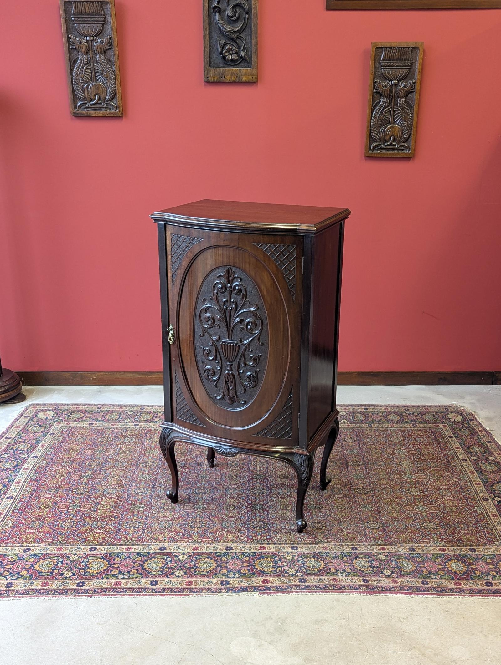 Antique Victorian Carved Mahogany Cabinet / Bedside (1 of 10) Antique Victorian Carved Mahogany Cabinet / Bedside (1 of 10)