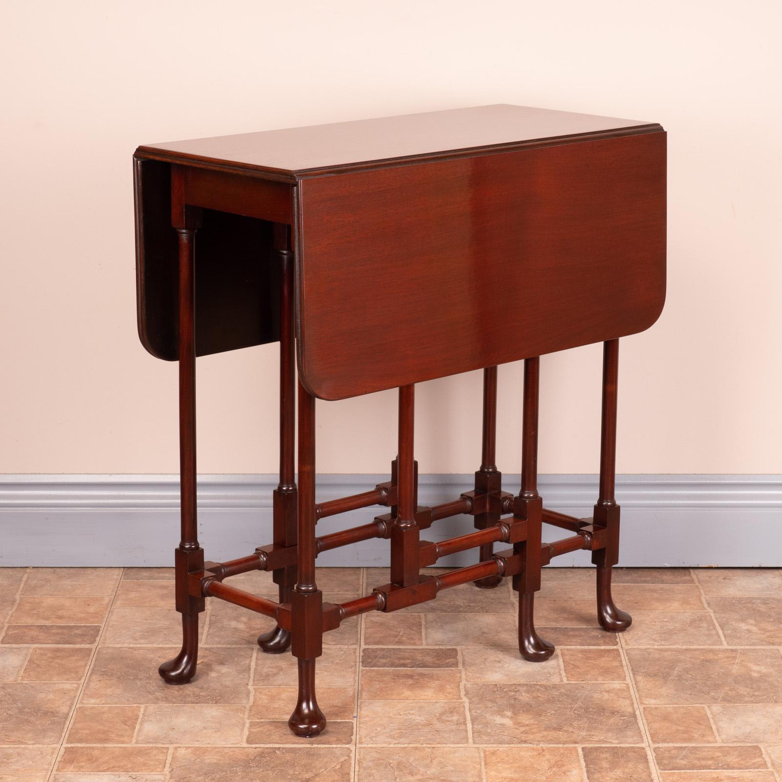 Good Quality Mahogany Spider Leg Drop Leaf Table (1 of 20)