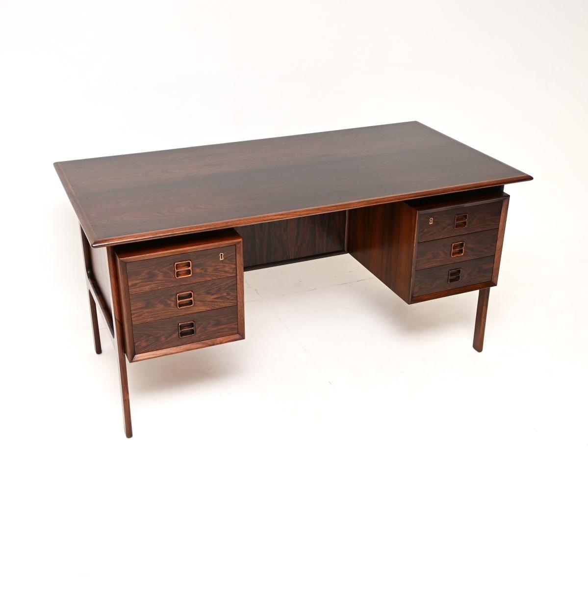 Danish Vintage Rosewood Desk by Arne Vodder (1 of 10) Danish Vintage Rosewood Desk by Arne Vodder (1 of 10)
