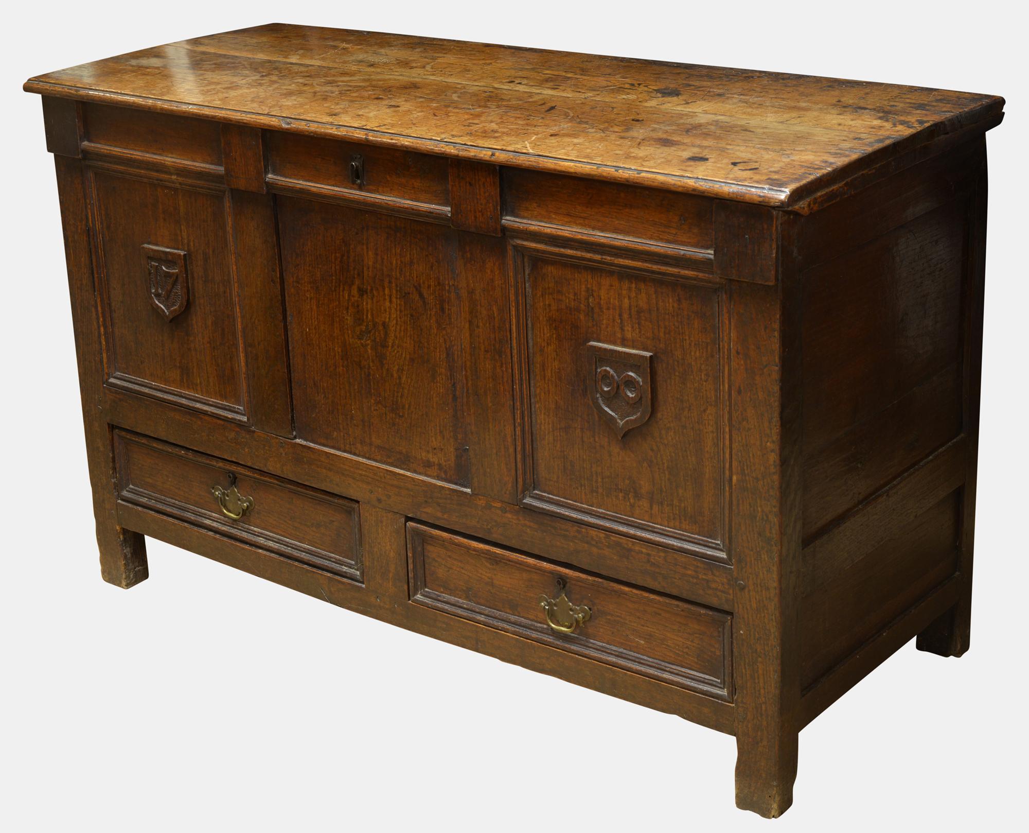 17th Century Oak Mule Chest (1 of 1) 17th Century Oak Mule Chest (1 of 1)