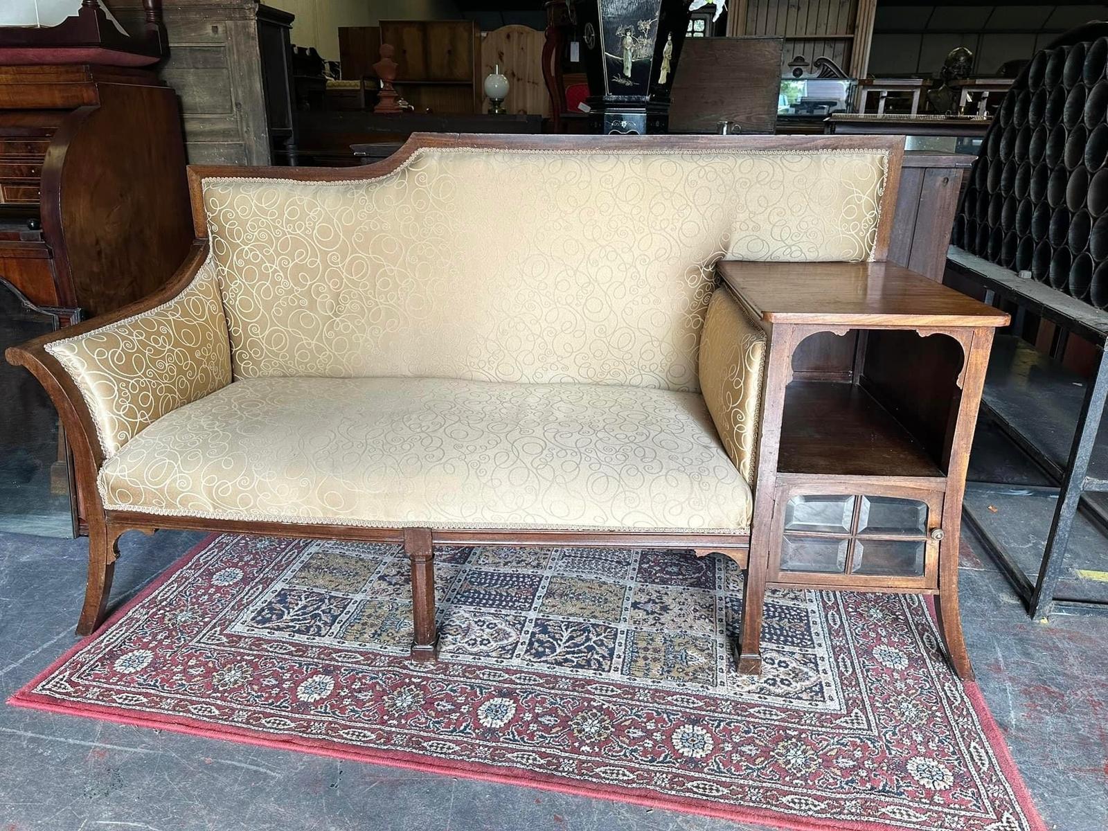 Edwardian Walnut Upholstered Settee (1 of 12) Edwardian Walnut Upholstered Settee (1 of 12)
