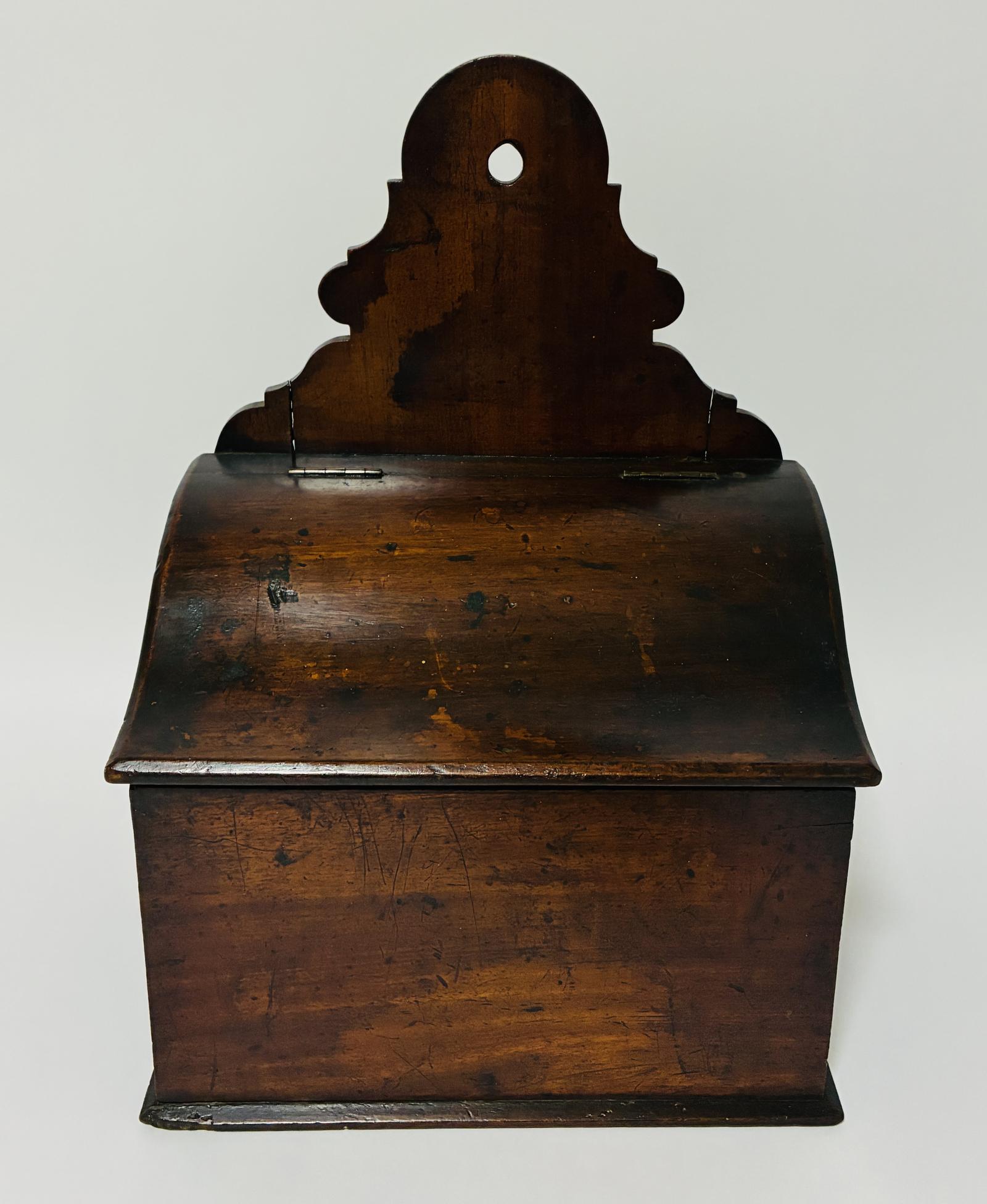 Georgian Mahogany Candle / Salt Box (1 of 13) Georgian Mahogany Candle / Salt Box (1 of 13)